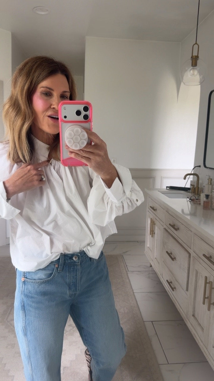 $30 gorgeouss top that looks so similar in style to one I have that’s $148
I’m in a size small

#LTKOver40 #LTKootd