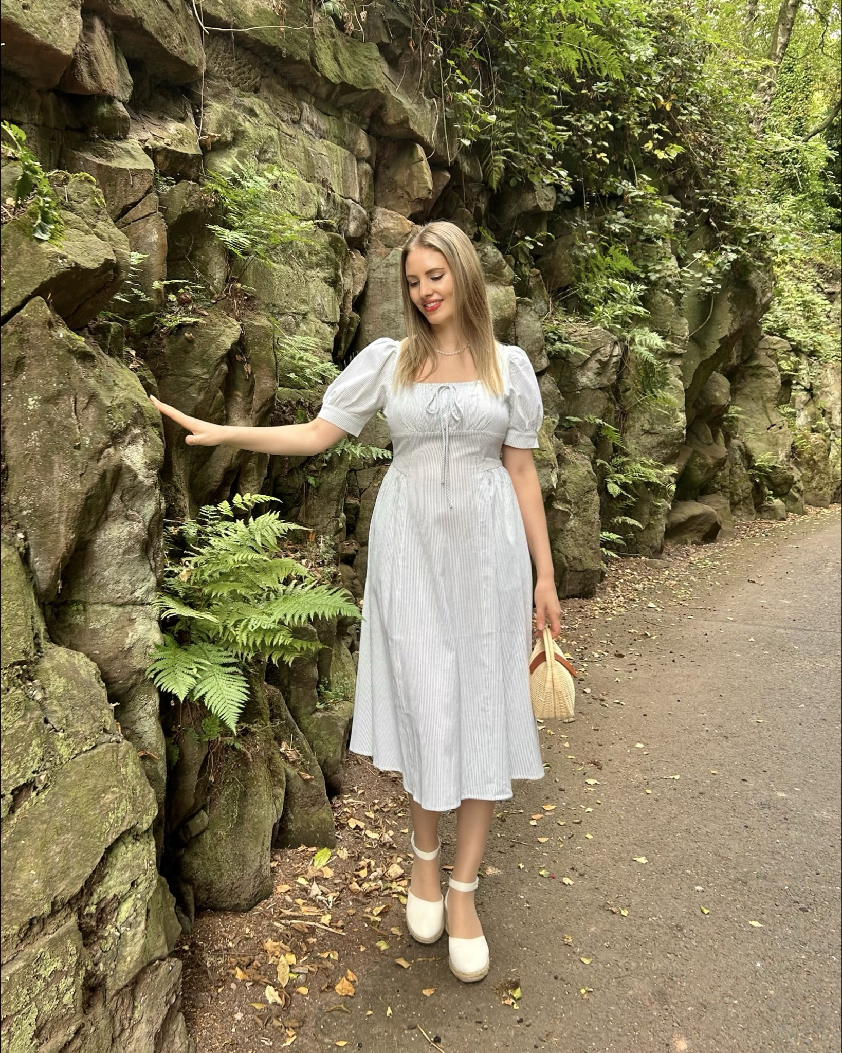 “There is no charm equal to tenderness of heart.” 🤍🌿

Wearing the Remi Square Neck Stripe Cotton Dress by @simpleretro AD

Bag by @lkbennettlondon AD 

#simpleretro #lkbennett #fashionblogger #fashionstyle #styleinspiration #outfitinspiration #fashion #style #summer #autumn #summerdresses #summerfashion #autumnfashion #autumnstyle #autumnvibes #vintage #vintagefashion #vintagestyle #vintageaesthetic #vintageoutfit #parisian #retro #retrodress #retrofashion #nature #自然 #时尚

#LTKstyletip #LTKautumn #LTKdresses