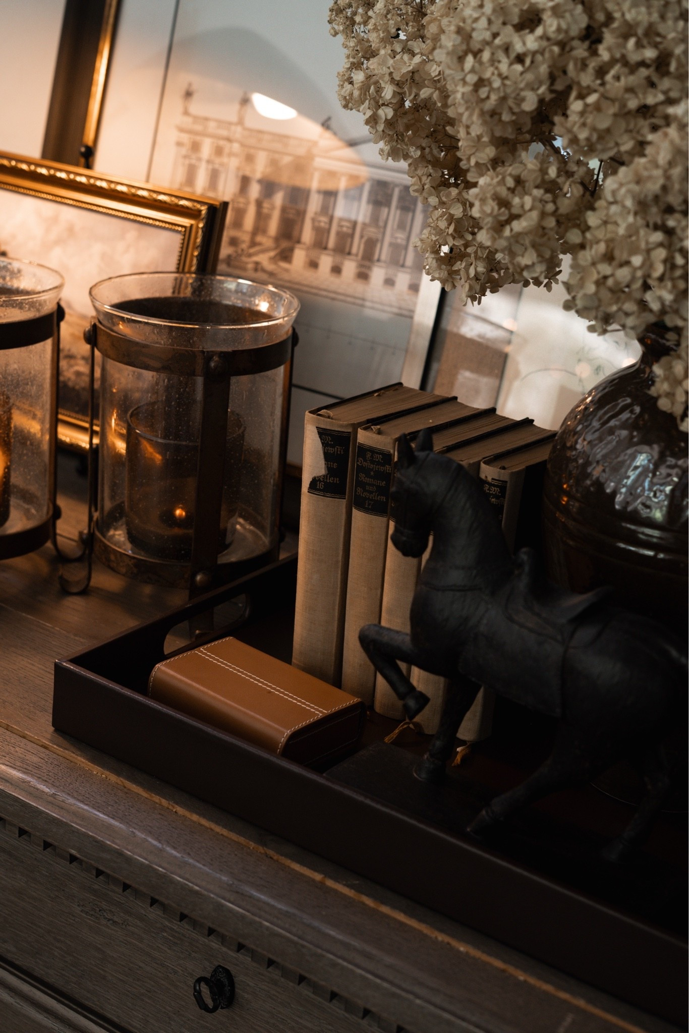 We found some amazing home decor pieces this year for Fall. The best part is that they’re not only good for the “ber” months but also year round!

The House of Valentina, modern heritage, modern cottage, home decor

#LTKHome #LTKSeasonal #LTKdayinmylife
