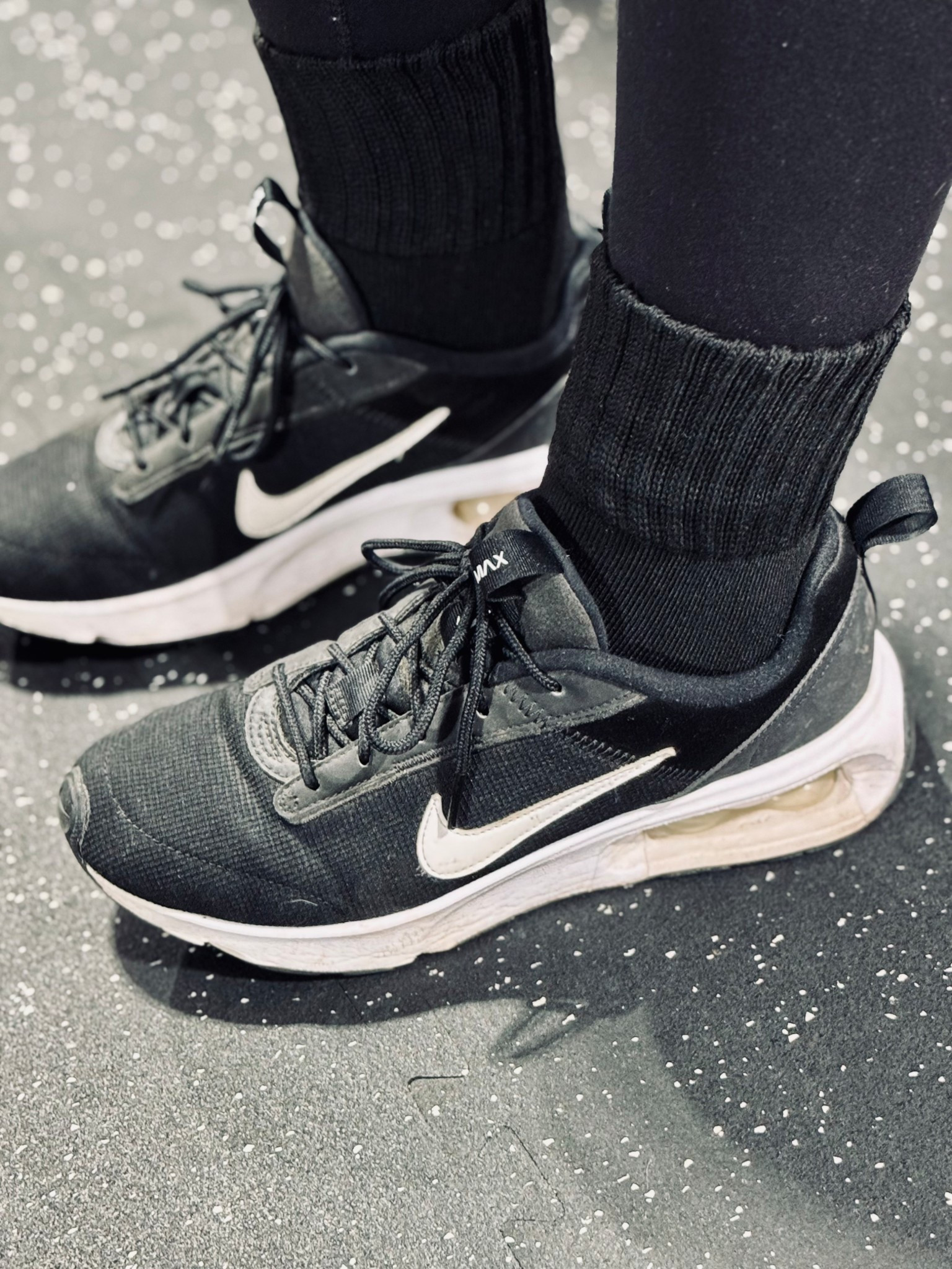 The dirt is proof .. these are my favorite workout shoes!

Nike, Nike air max, workout shoes, black shoes, favorite shoes

#LTKActive