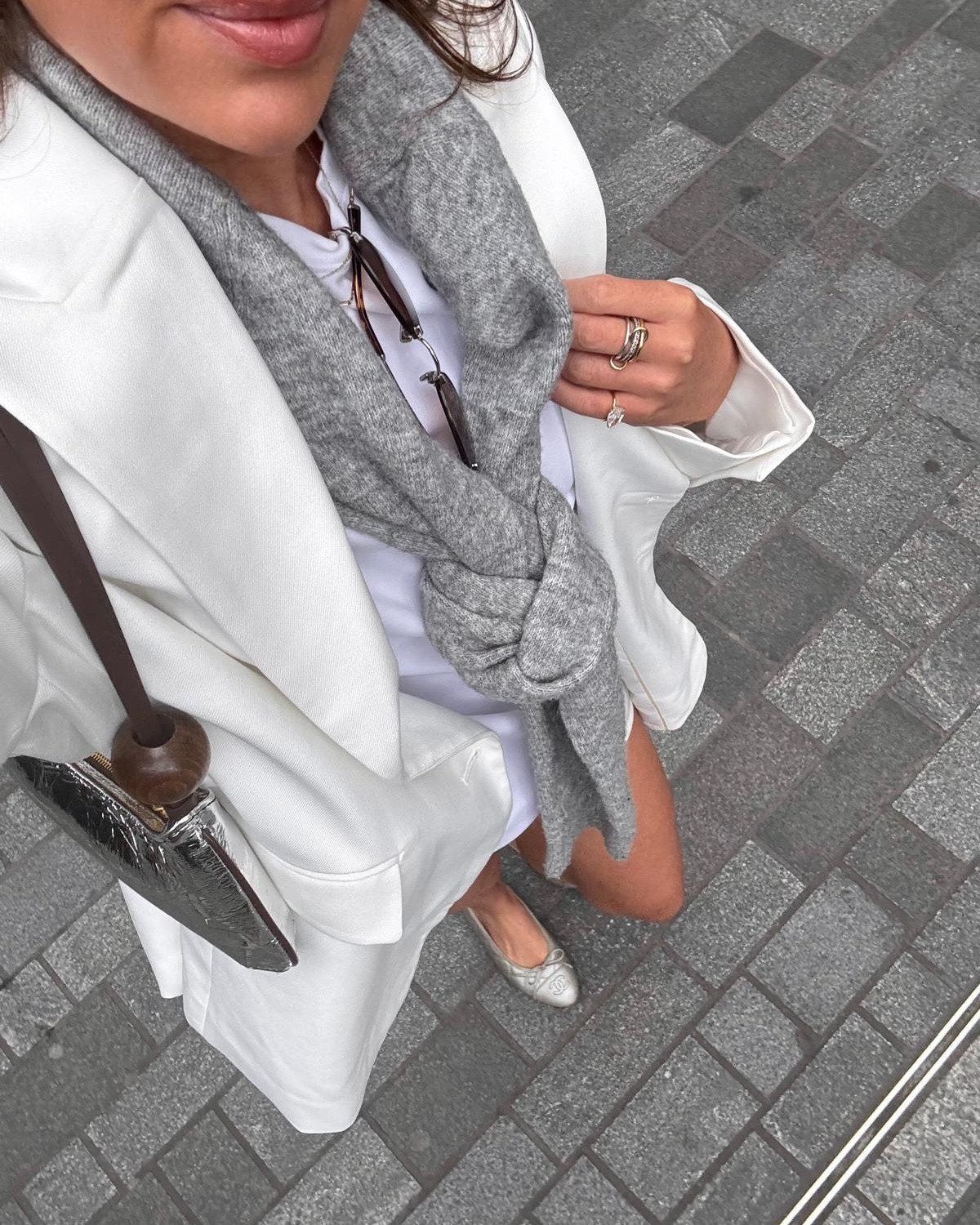 LTK Studio 25 🤍

Summer style, summer outfit, spring style, spring outfit, cardigan, white blazer, satin shorts, ballet flats, Jacquemus handbag, Miu Miu sunglassess


#LTKspring #LTKuk #LTKsummer