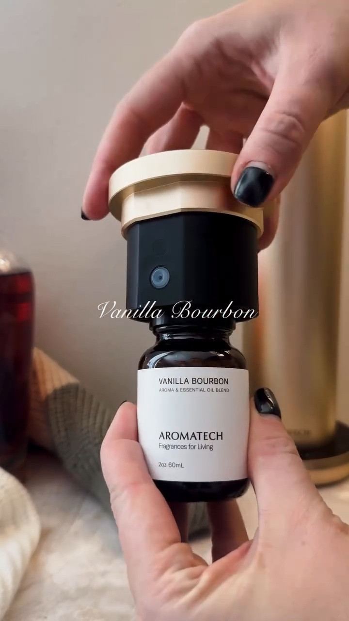 One diffuser. Three moods. ✨
The Hotel. Vanilla Bourbon. Fireside. Each scent transforms my space in its own way - from crisp and elegant, to warm and cozy, to smoky and grounding.

Big thanks to @AromaTech for keeping me stocked with these amazing scents. My home has never smelled better! 🖤🤎🔥

Which scent matched your mood today?

#AromaTech #HomeScenting #TheHotel #VanillaBourbon #Fireside #DiffuserVibes #CozyHome