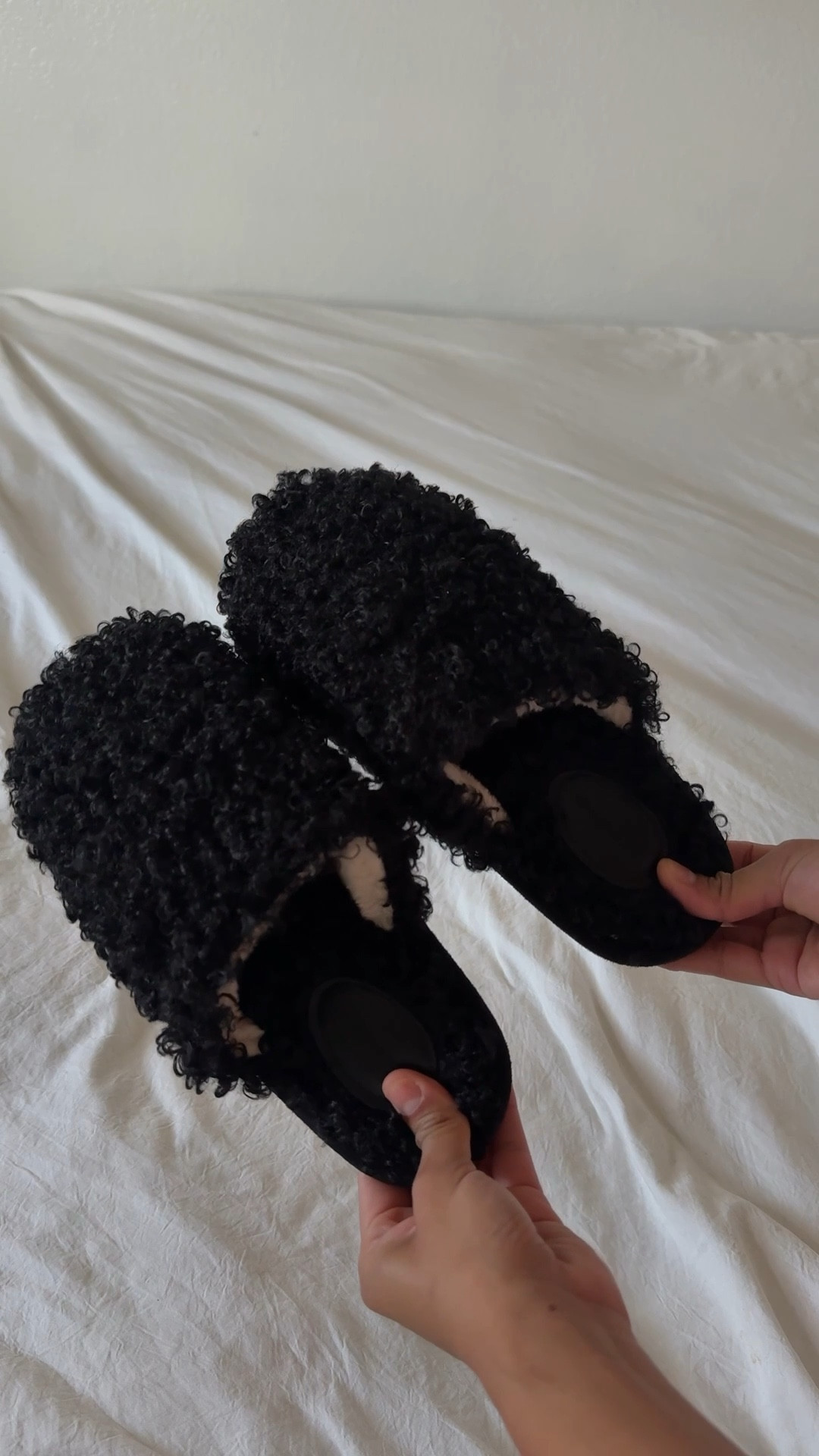 cozy slippers from amazon 🖤

#LTKselfcare #LTKmorningroutine #LTKgrwm