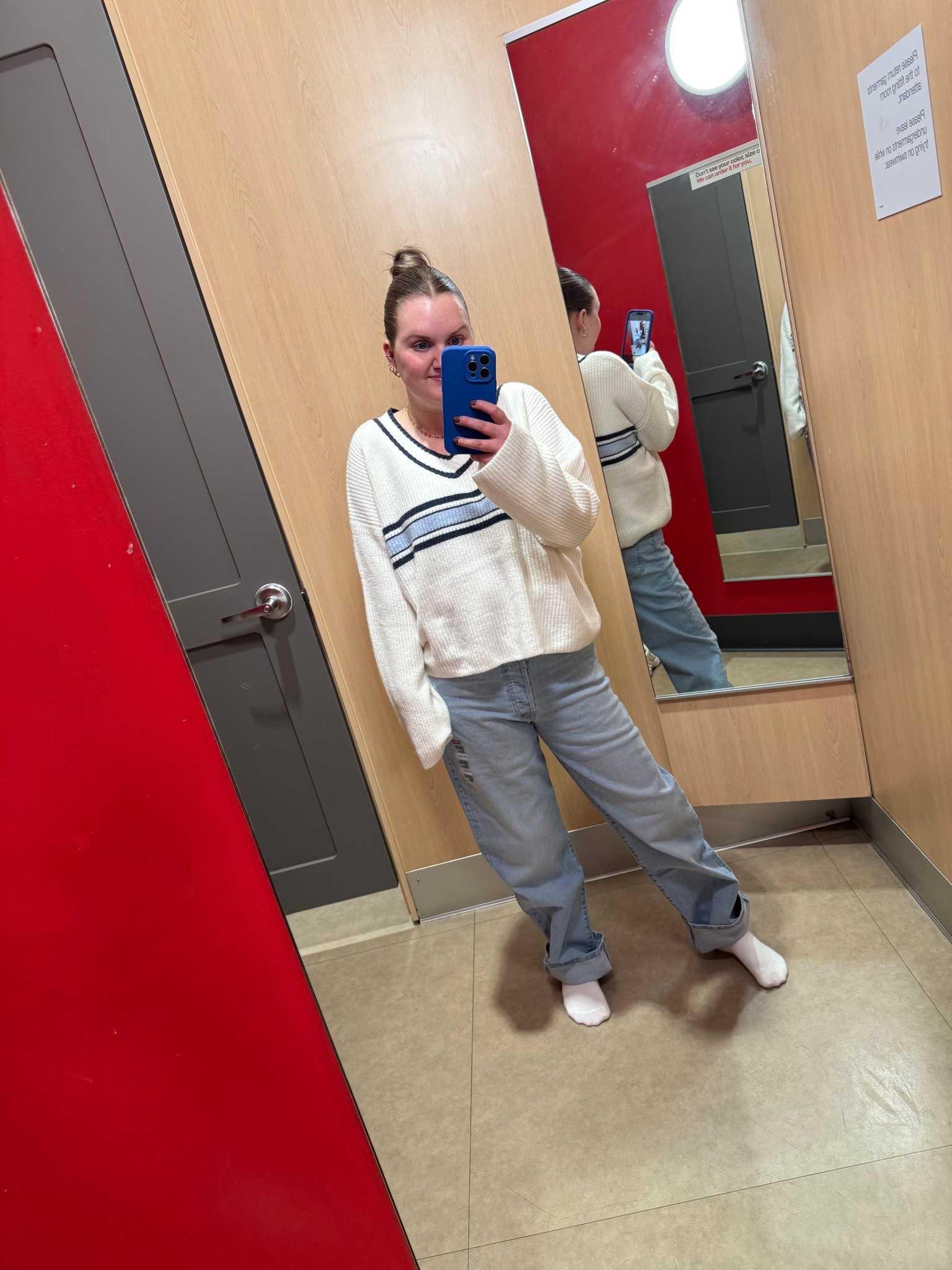 This sweater is so soft and comfy!❄️🧣 

#LTKStyleTip #LTKSeasonal #LTKFindsUnder50