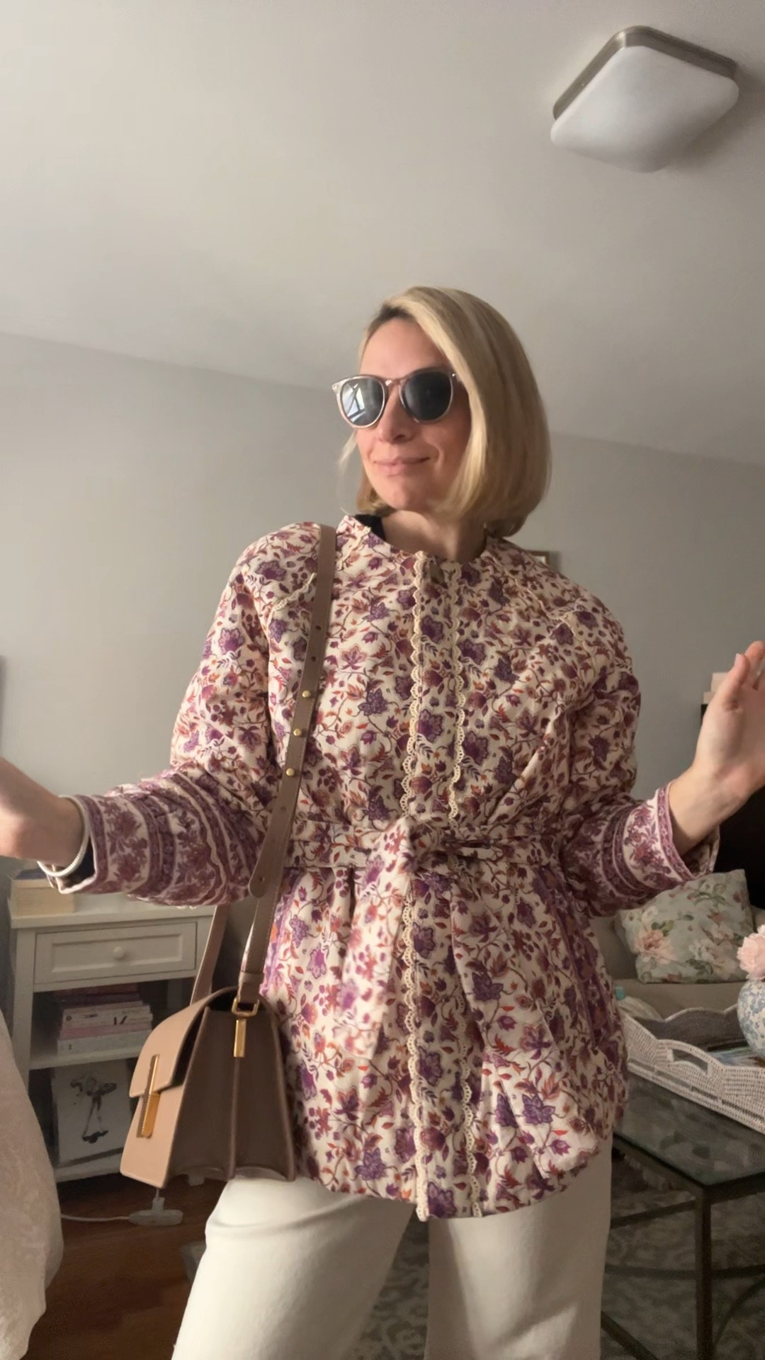 My outfit of the day. Wearing my new favorite floral quilted jacket (size 34) with my high rise off white denim jeans (size 2) - love the wide legged. Topped it off with my new taupe color shoulder bag- it’s an instant classic 
.
.
.
…. 

#LTKOver40 #LTKWatchNow #LTKStyleTip