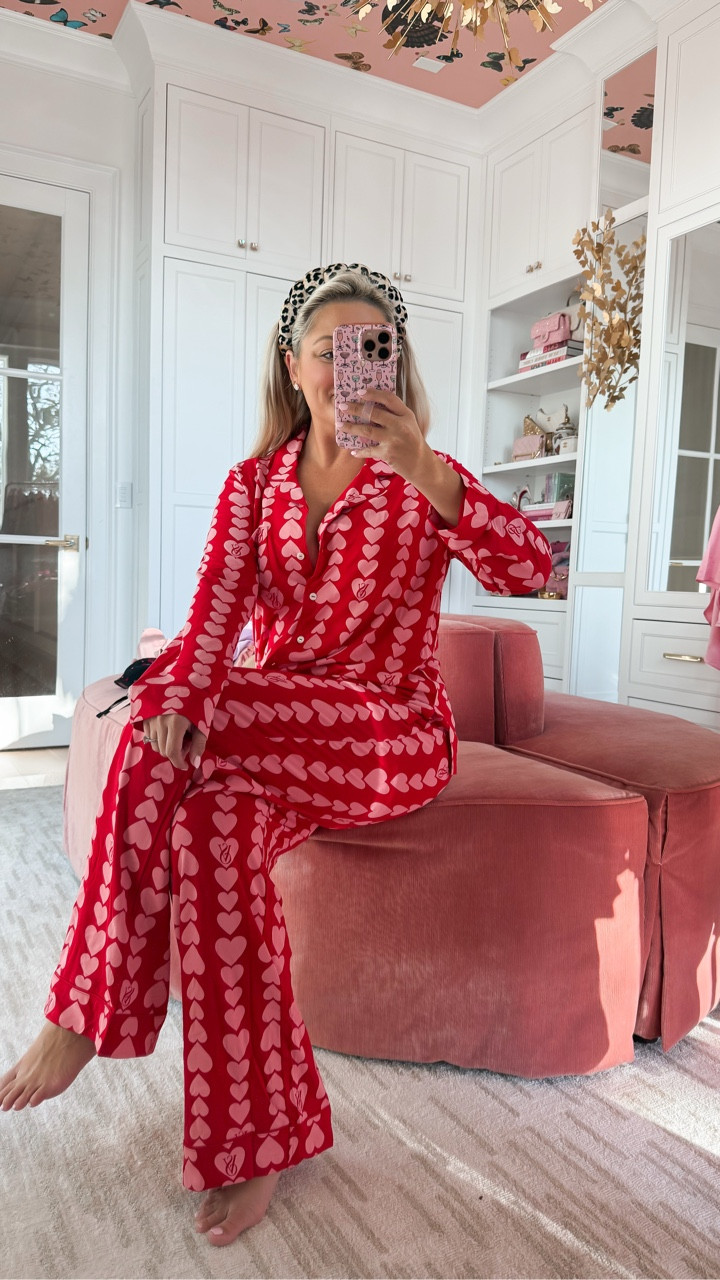 Heart pajama set for Valentine’s  from Victorias Secret - wearing size medium! 

#LTKgrwm #LTKootd