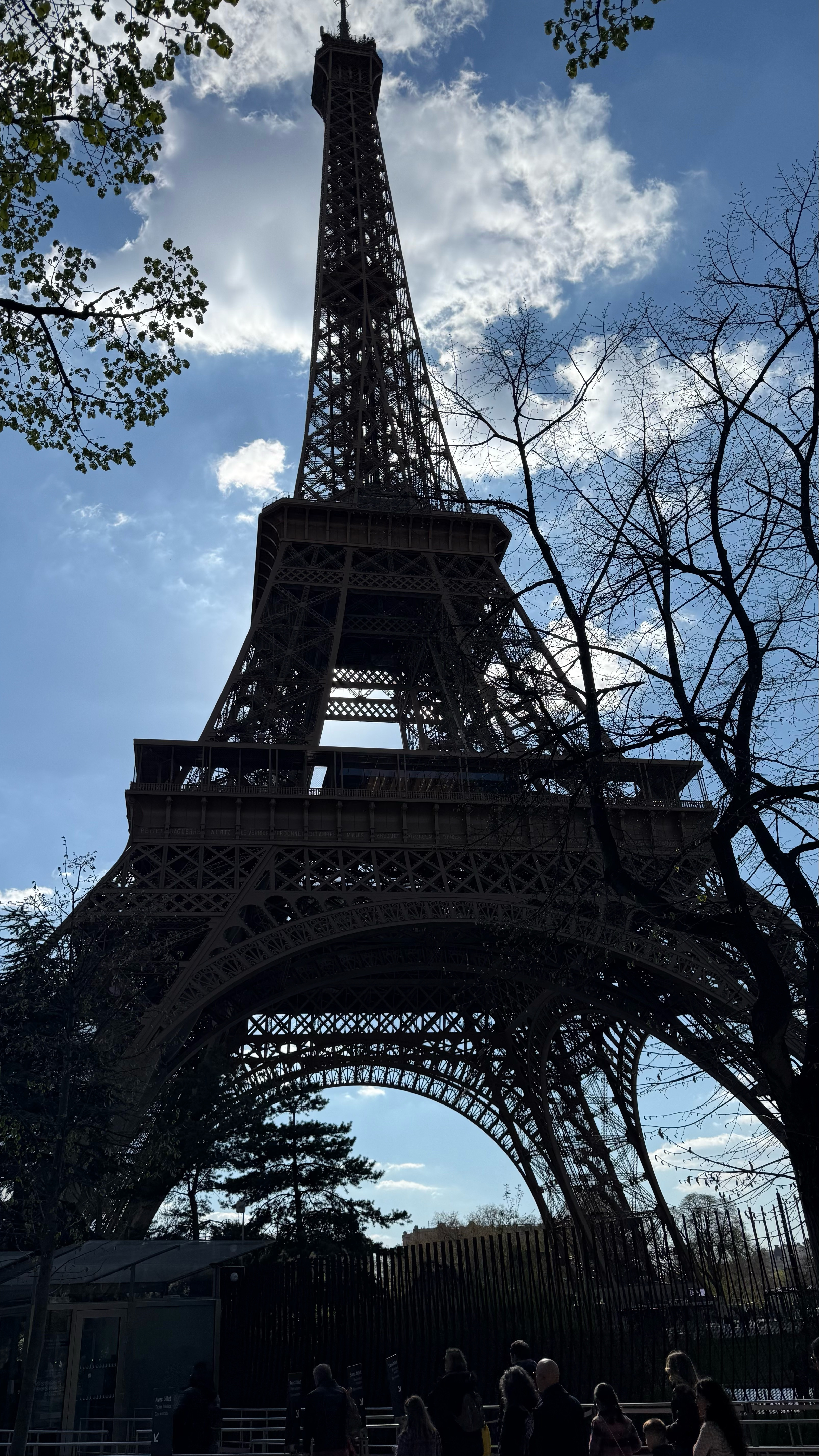 We have had the most beautiful weather in Paris. We excepted rain and God gave us sunshine. A few of the right things can make all the outfits you need… even if it rains or you get pooped on by a pigeon. So far we have only encountered one. 

Comment shop to see inside my suitcase 

#pack 