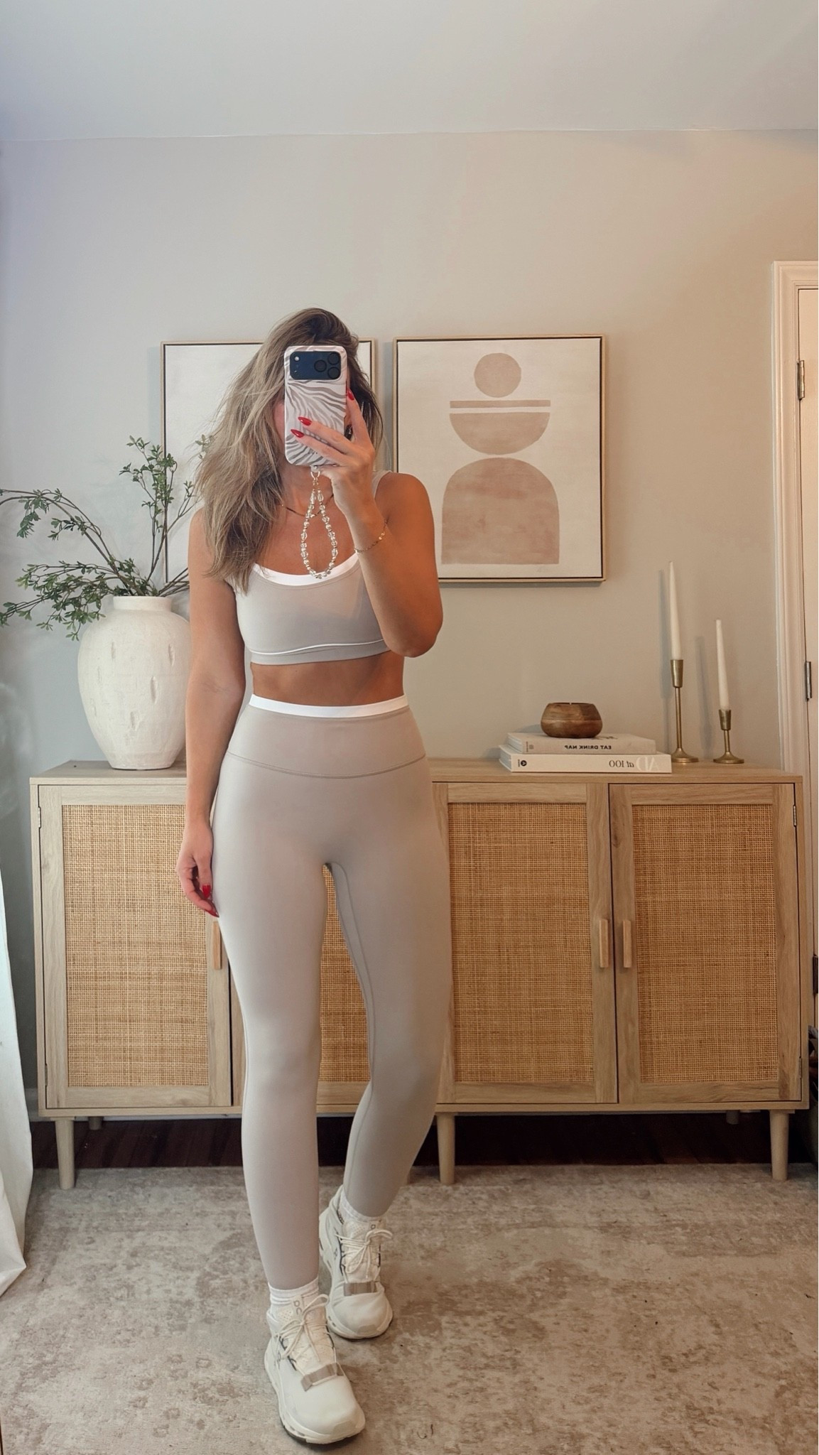 today’s gym set 🤍 these leggings are buttery soft and feel like second skin! i’m in a size S top, size M leggings. abercrombie, activewear, abercrombie style @abercrombie

#LTKfitnessgoals #LTKActive