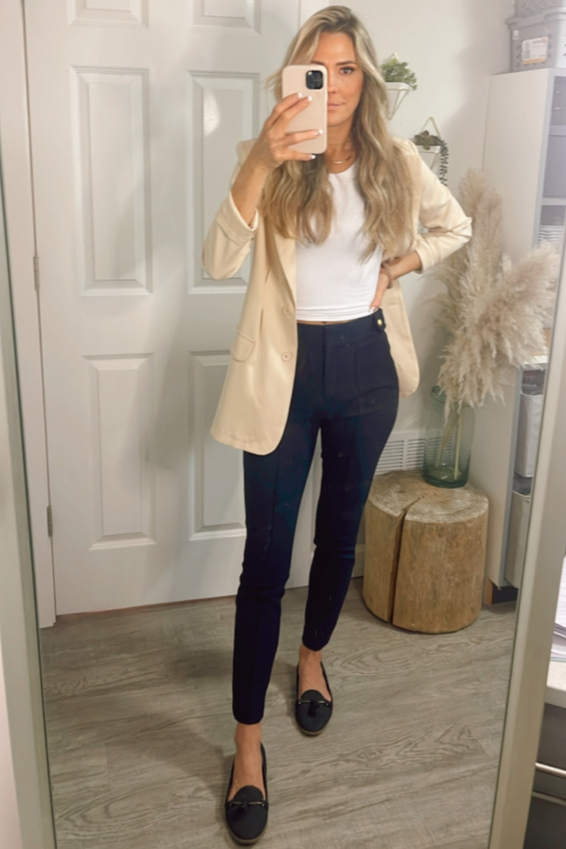 Spring workwear-casual, comfortable, & classy.


#LTKworkwear #LTKstyletip #LTKSeasonal