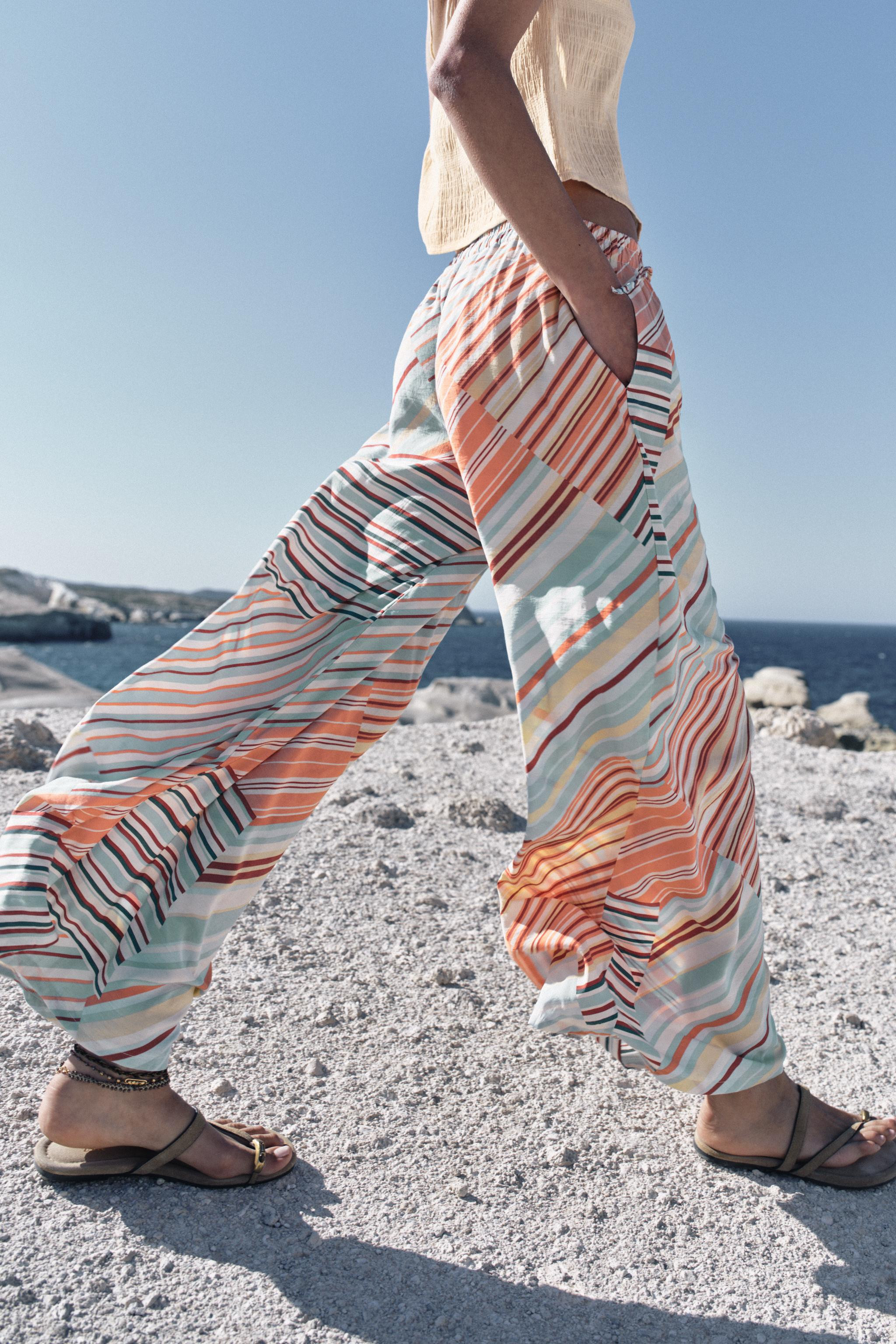 STRIPED WIDE-LEG TROUSERS | Zara US