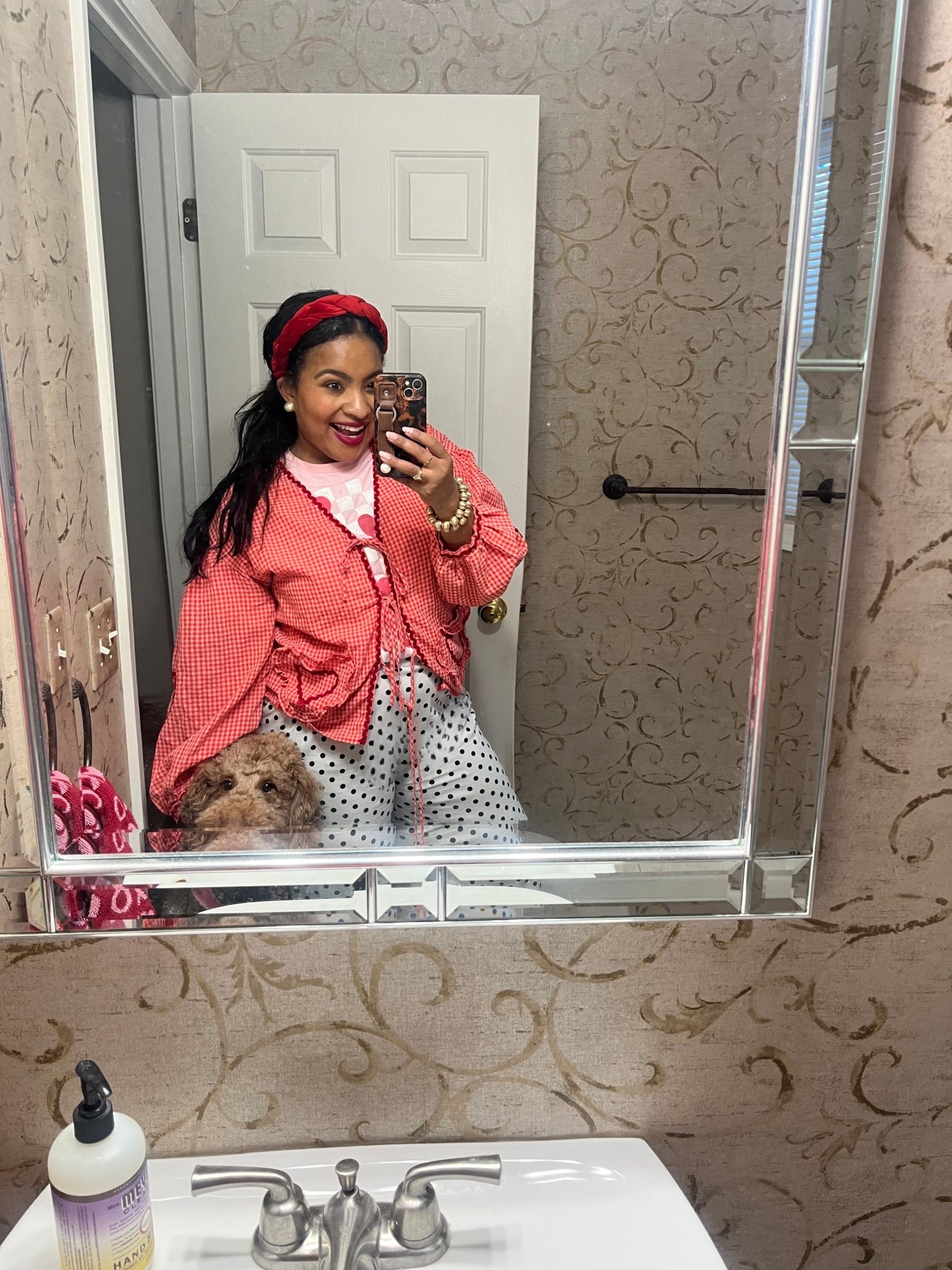 DAY 4 of FEBRUARY VALENTINES DAY outfits for SCHOOL ❤️
Tee// Target
Top// Amazon
Pants// Amazon
Headband// Amazon
Bracelets// use my code 10AYAKO for a discount 

#LTKTeacher

#LTKootd #LTKValentine #LTKdayinmylife