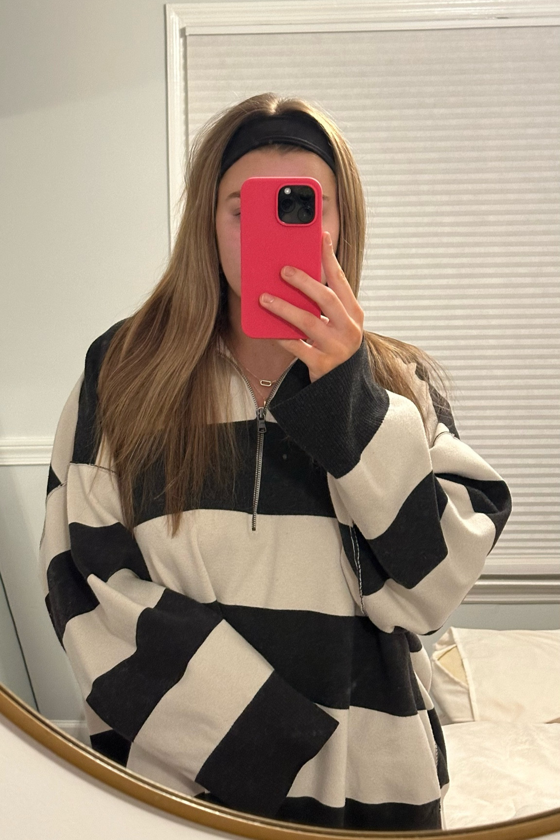 comfy cozy! pop of pink for the warmer weather 🌷👙✨


wearing size LARGE  in top

#LTKSeasonal #LTKtravel #LTKbeauty