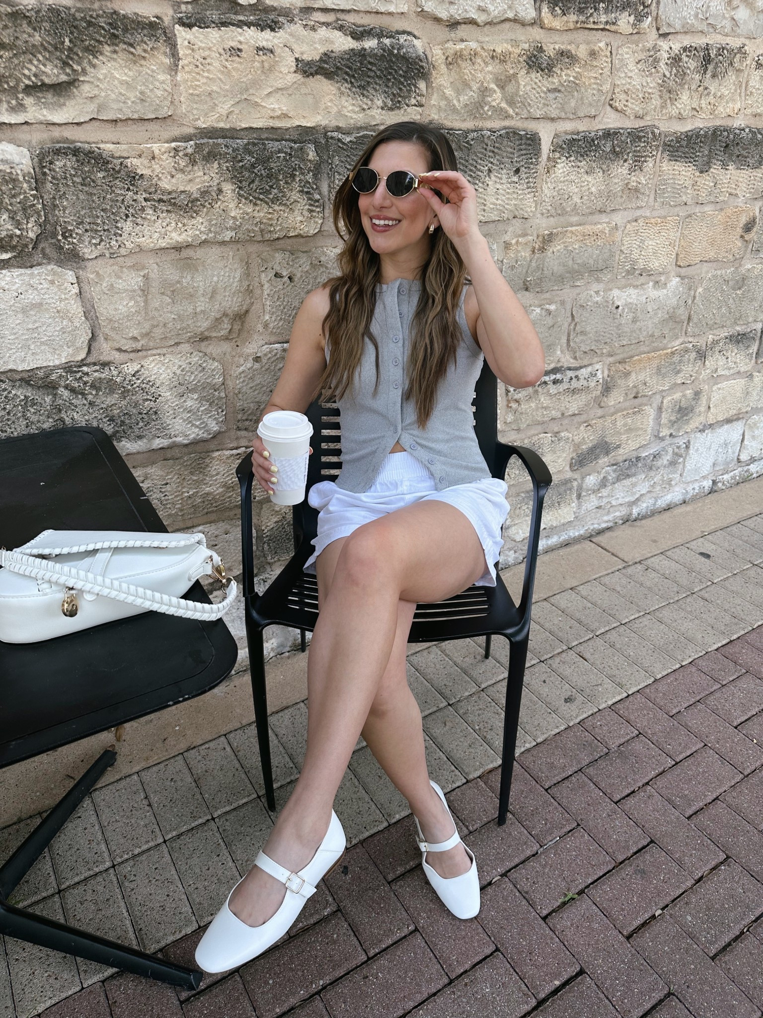 Little spring OOTD! This top is only $14 and these linen shorts are under $30 and such a good staple for spring/summer(also the stretchy waistband is 🙌🏼).
Top- Small
Shorts - XS regular 

#LTKStyleTip #LTKFindsUnder50 #LTKPetite