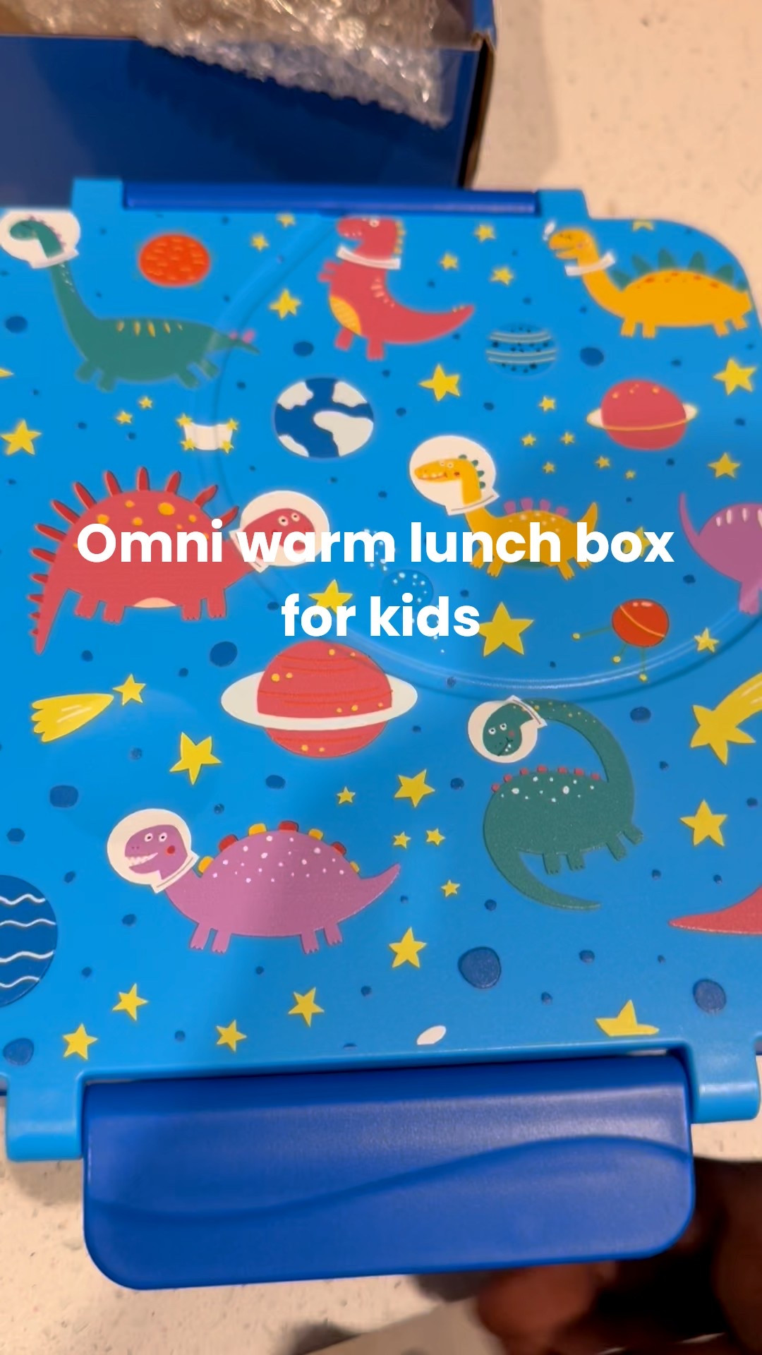 School is back in session and lunch is so important. This lunchbox is perfect to keep food warm like waffles and chicken nuggets for a happy kiddo. #lunchbox #omnibox #warmlunch 

#LTKFindsUnder50 #LTKHome #LTKKids