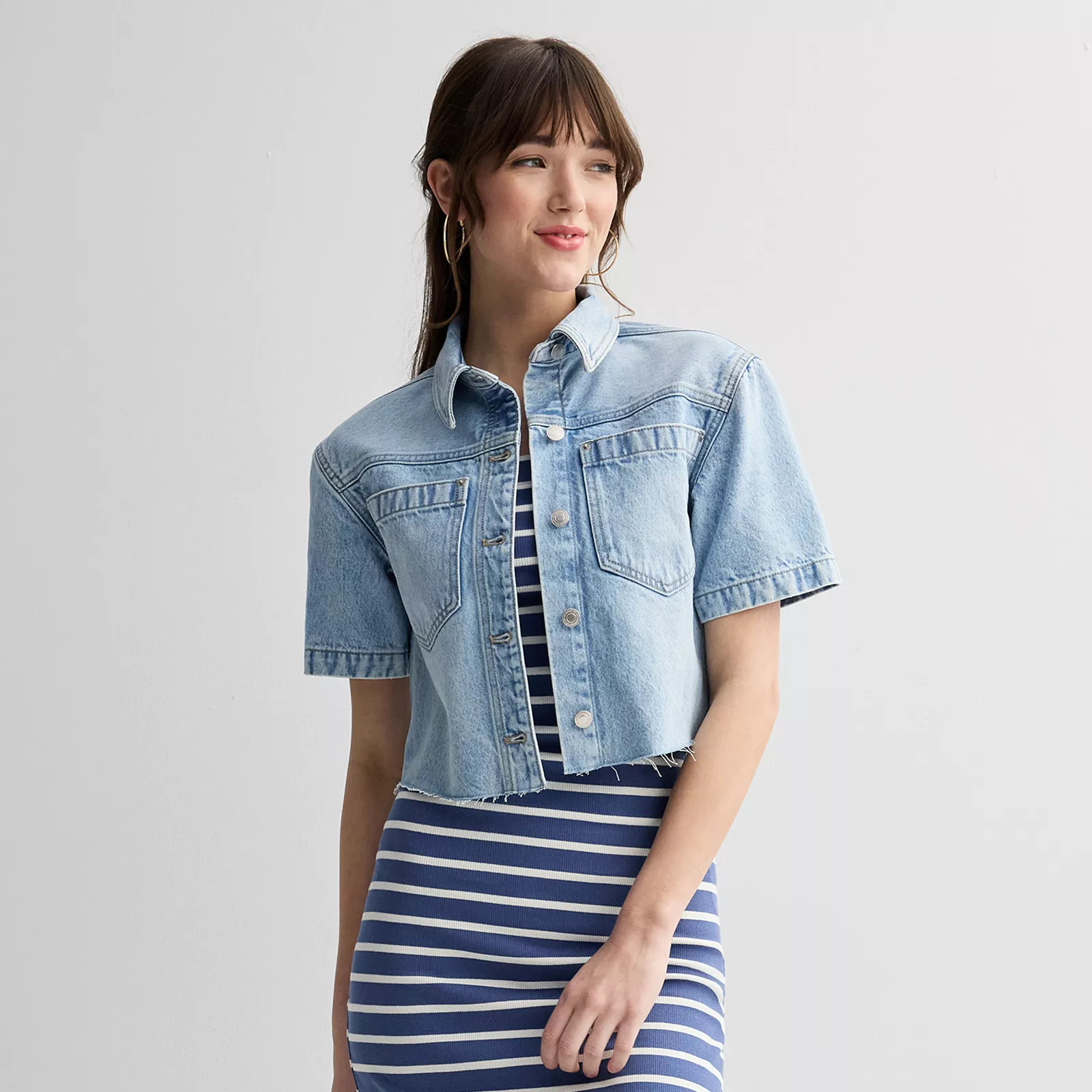 Juniors' SO® Cropped Denim Shirt | Kohl's