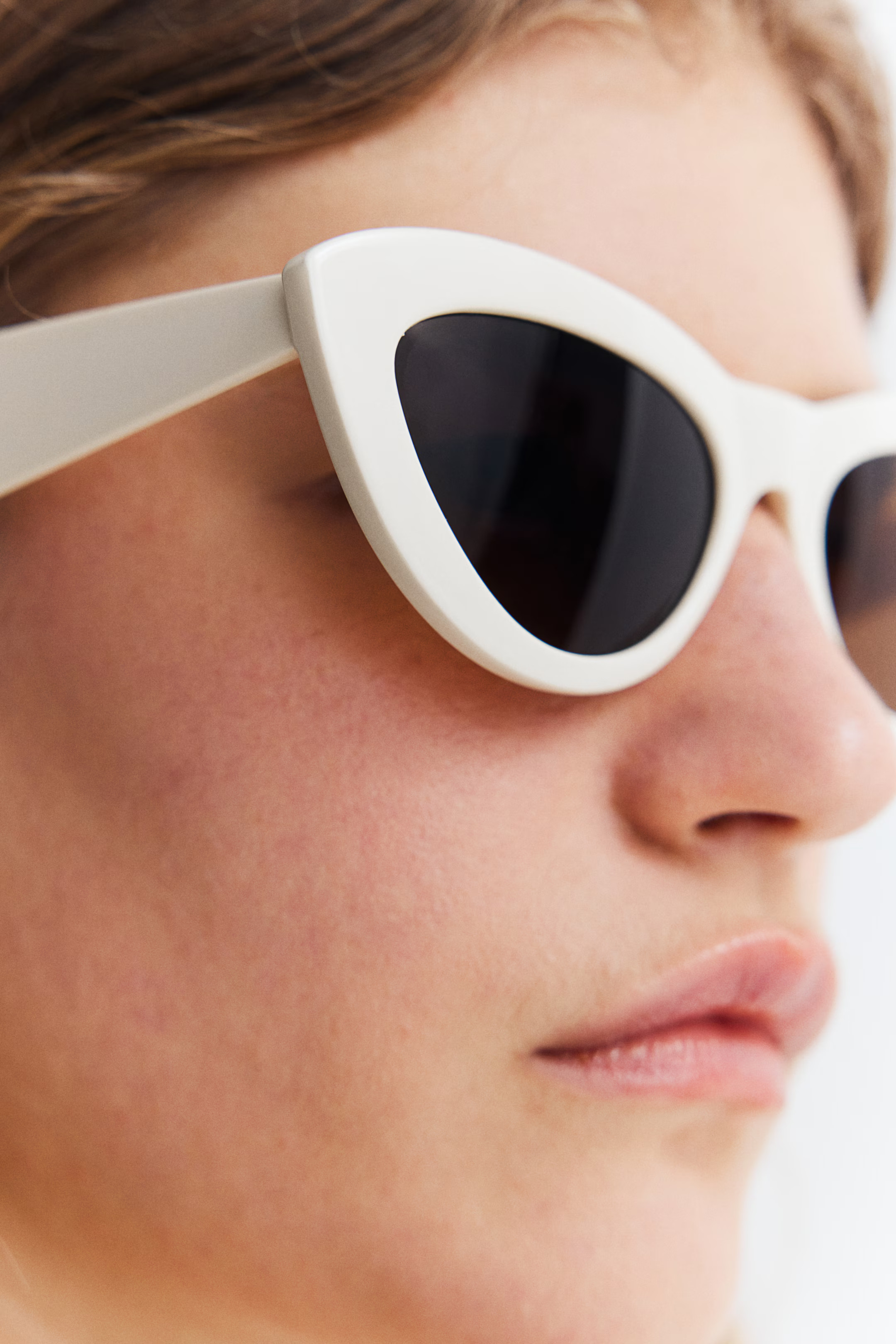 Cat Eye Sunglasses - White - Ladies | H&M US | H&M (US + CA)
