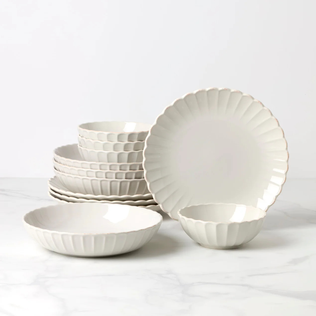 French Perle Scallop White 12-Piece Dinnerware Set | Lenox