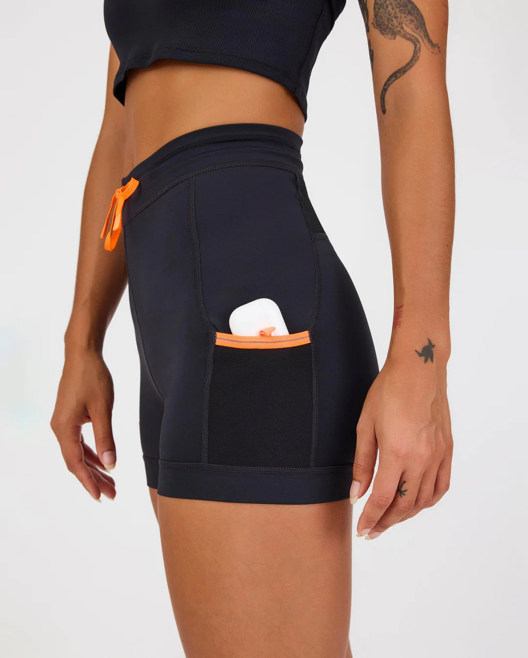 Women's Distance Half Tight in Black w/ Torch | WOLACO (US)