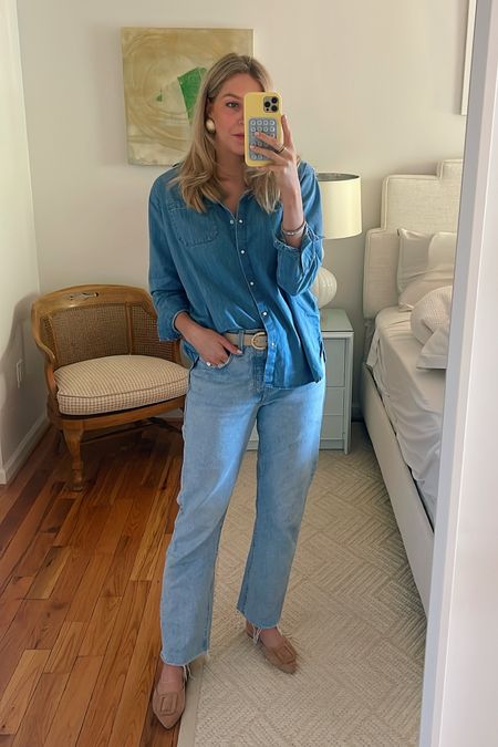 Blue Jean baby in my new sezane!

36 in the top
95 in the belt (need to add another hole)
29 in the jeans and cut off the hem! 