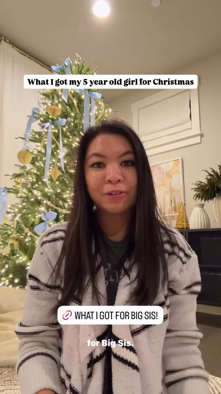 What I got my 5 year old girl for Christmas! 

Descendants 3 Fierce Fashion Jewelry Kit, girls nightgown, Musical Jewelry Box


#LTKKids #LTKHoliday #LTKGiftGuide