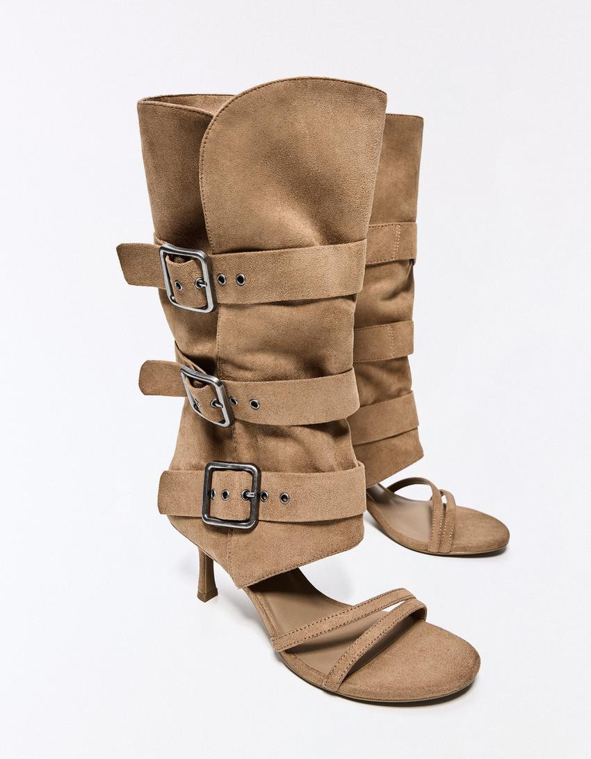 Heeled trousers sandals with buckles - Women | Bershka UK