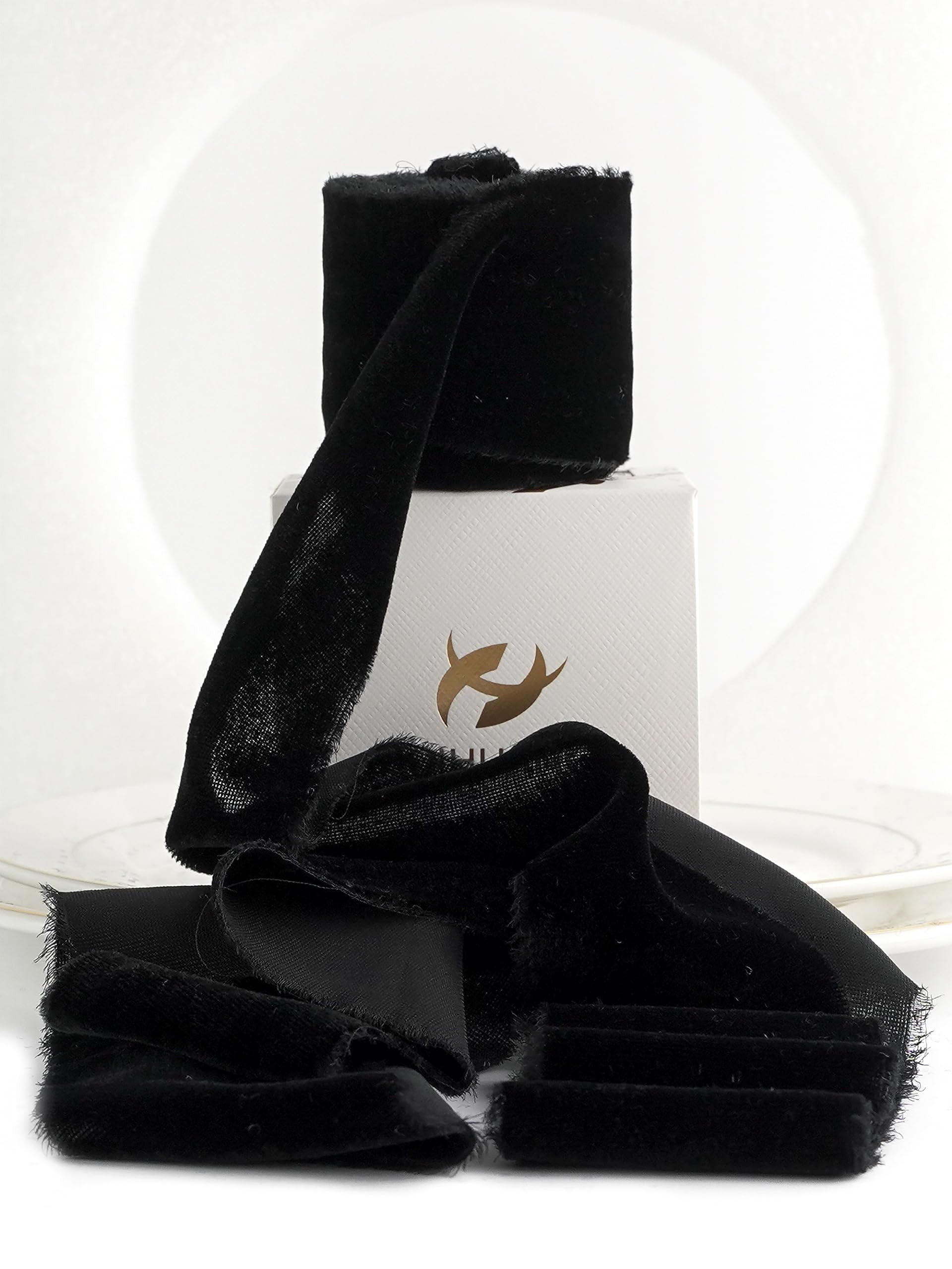 HUIHUANG Black Velvet Ribbon 2 inch Handmade Frayed Silk Velvet Ribbon for Flower Bouquet, Gift W... | Amazon (US)