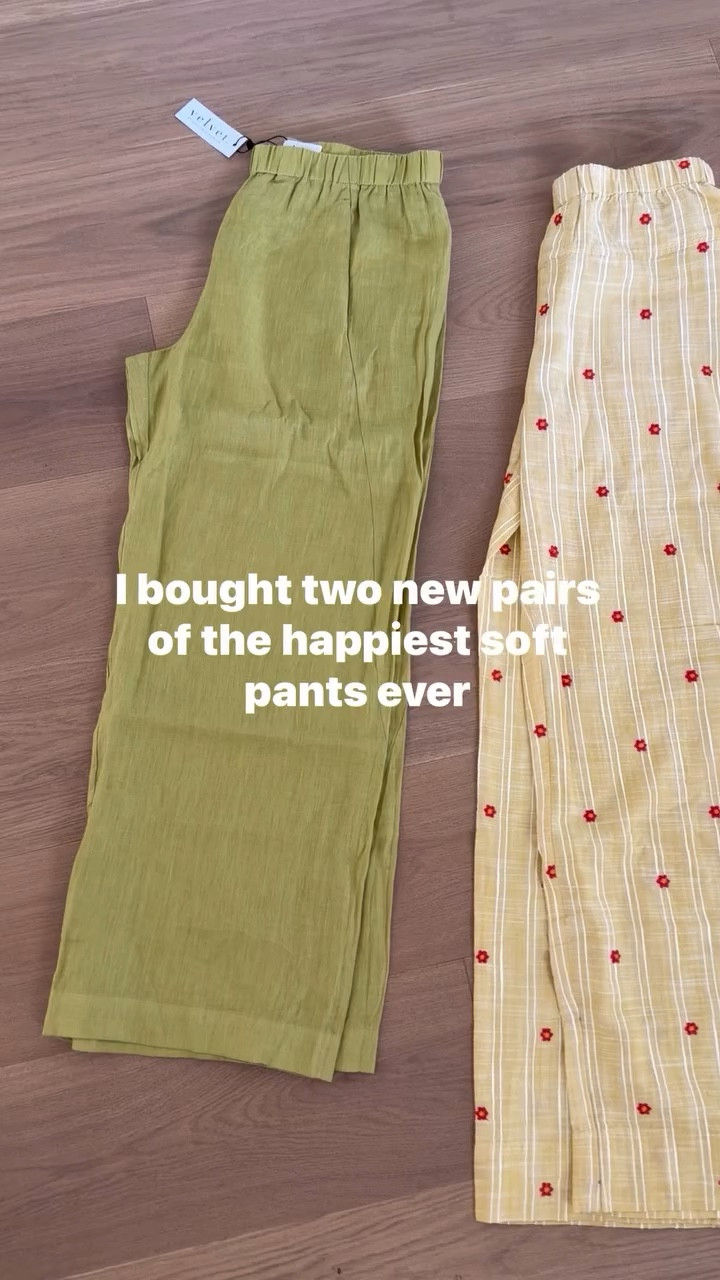 I bought two new pairs of the happiest soft pants ever

#LTKSeasonal #LTKdayinmylife #LTKootd
