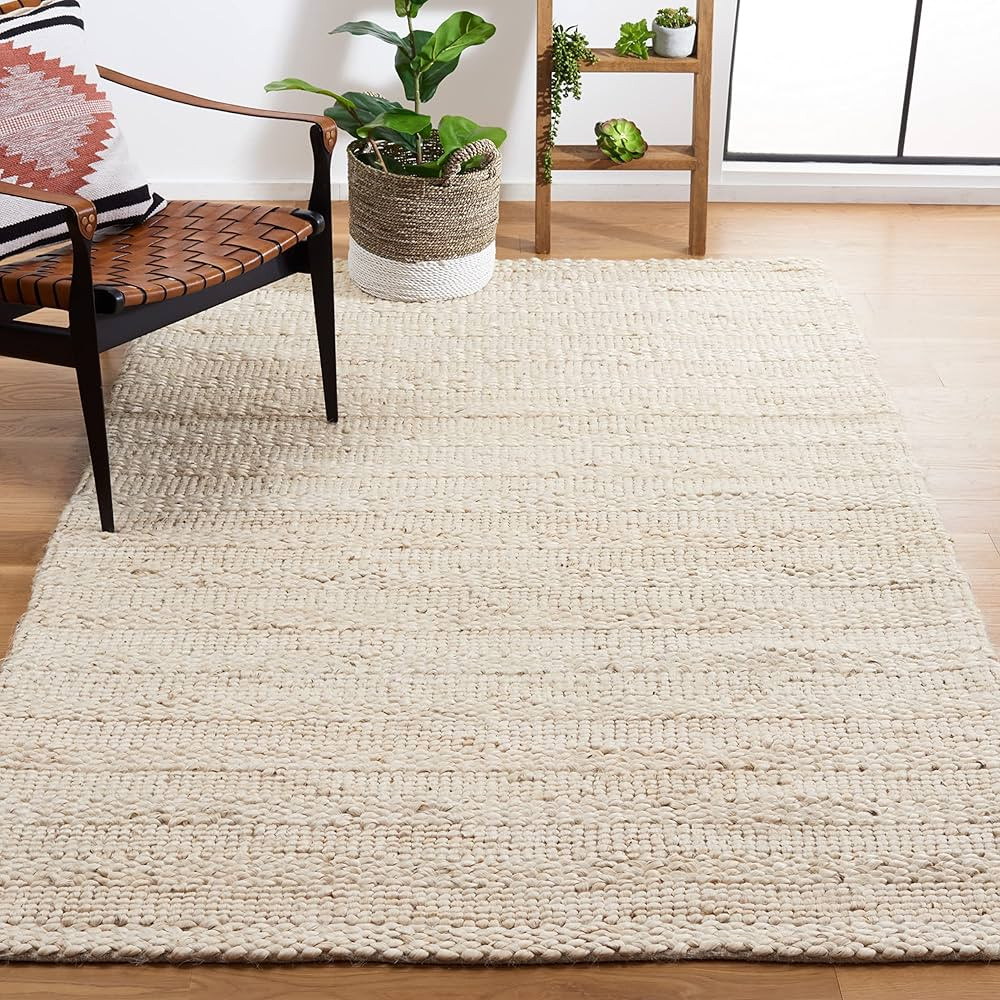 SAFAVIEH Natural Fiber Collection Area Rug - 5' x 8', Bleach, Handmade Braided Woven Jute, Ideal ... | Amazon (US)