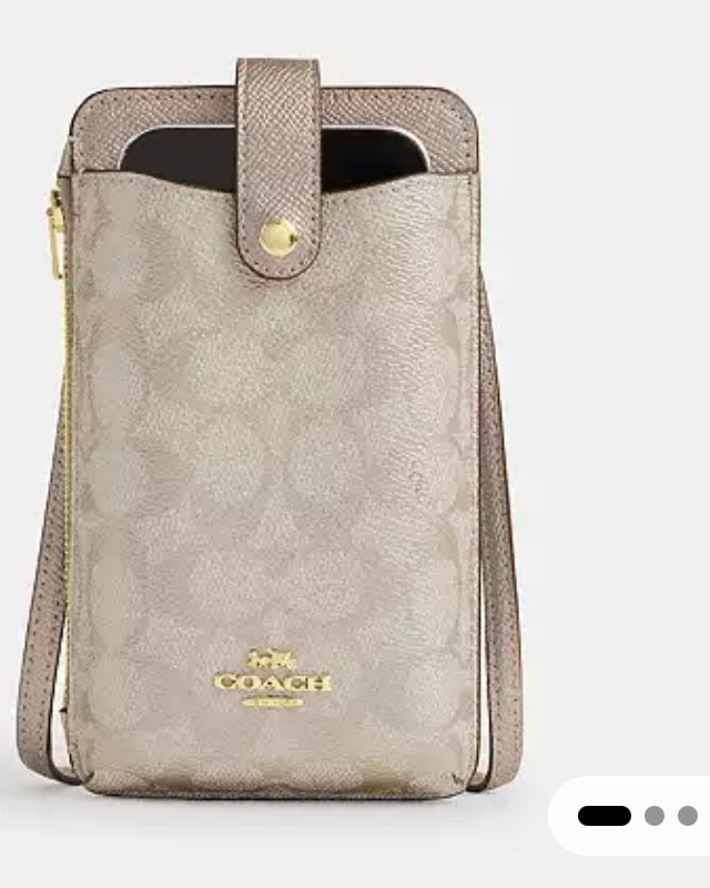 Crossbody bag #coachsale $280 reduced to $84! 

#LTKcanada #LTKstyletip
