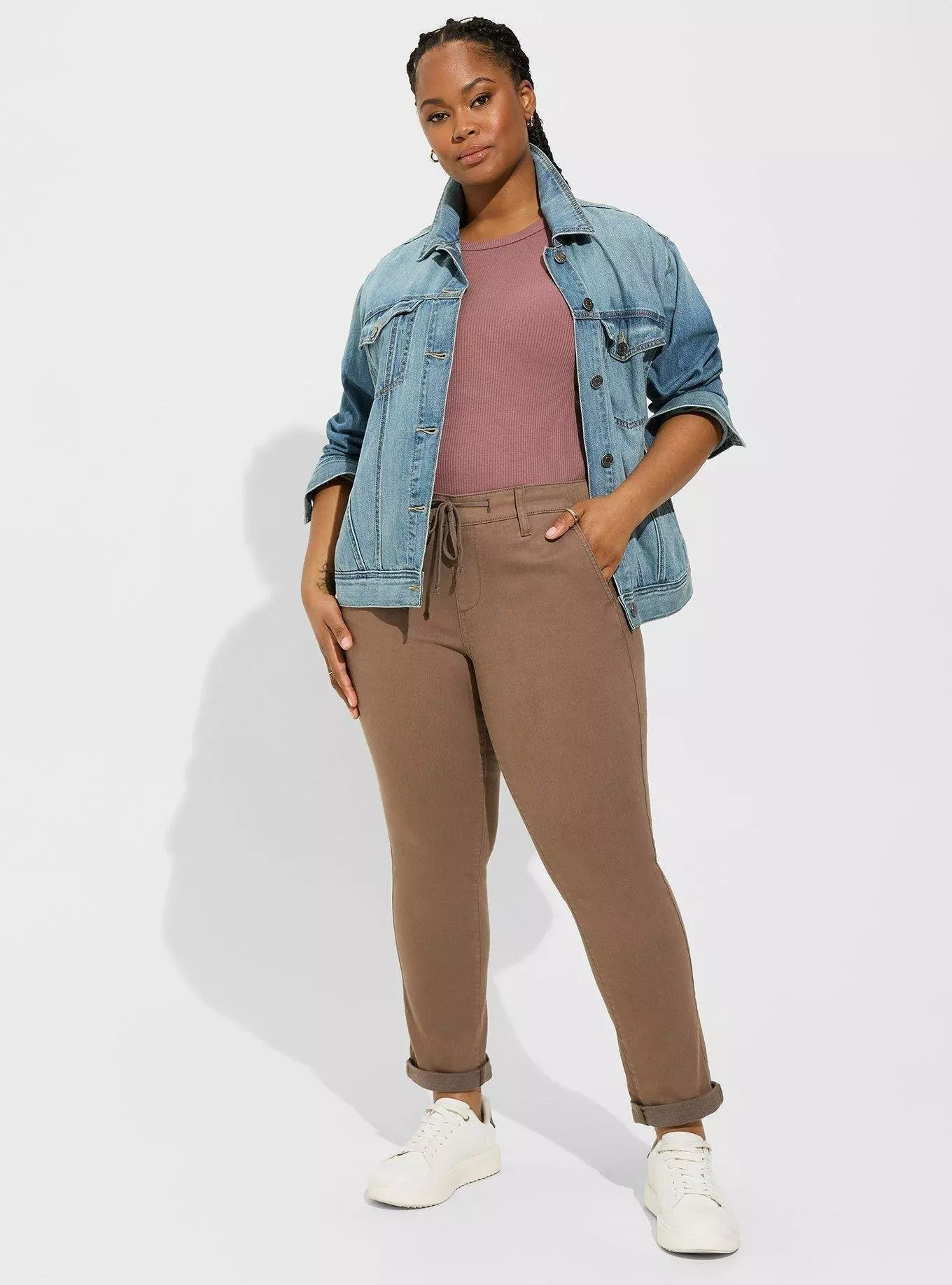 Pull-On Weekend Straight Super Soft Mid-Rise Jean | Torrid (US & Canada)