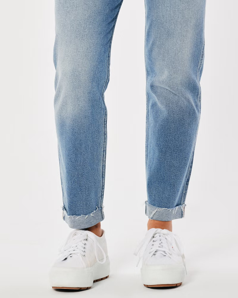 Ultra High-Rise Medium Wash Mom Jeans | Hollister (US)