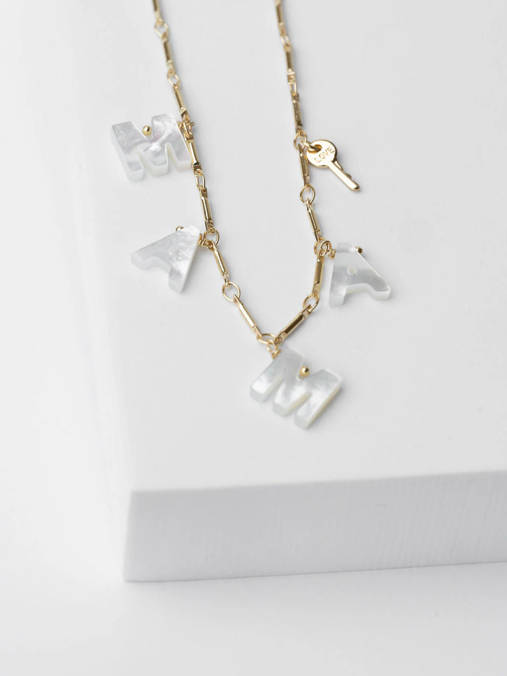 MAMA Mother of Pearl and Mini Key Necklace | The Giving keys