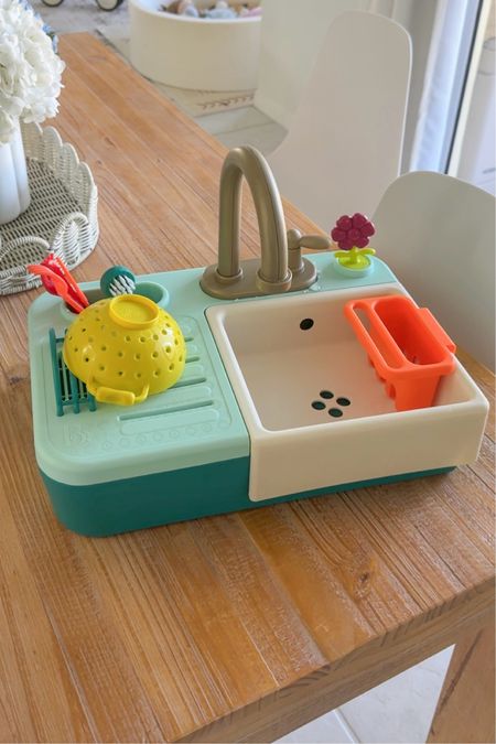 the VIRAL toy sink for my toddler🚰🫶

#LTKfindsunder50 #LTKkids #LTKxTarget