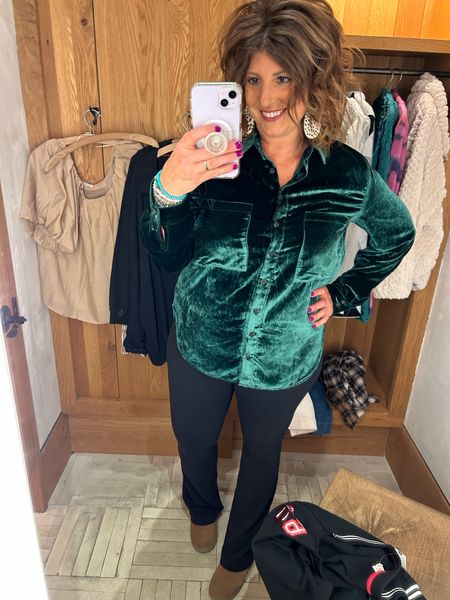 Adorable velvet top!! Perfect for the holidays!!!
Anthro
Anthro style
Anthropologie
Velvet top
Lululemon legging
Ugg wedge boot
Nickel and suede


#LTKHoliday #LTKCyberSaleES #LTKSeasonal