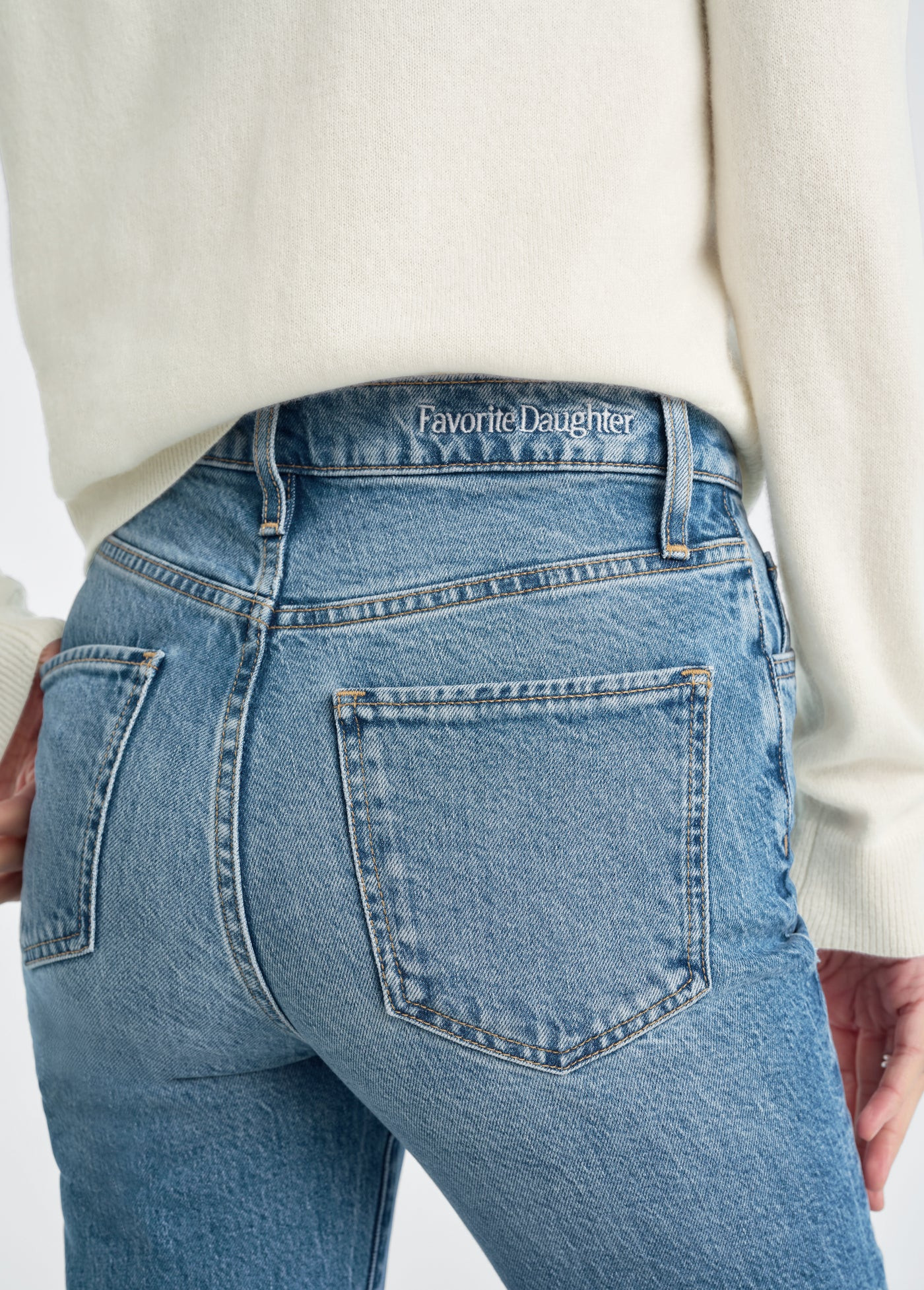 THE JEN MID RISE SLIM STRAIGHT | Favorite Daughter