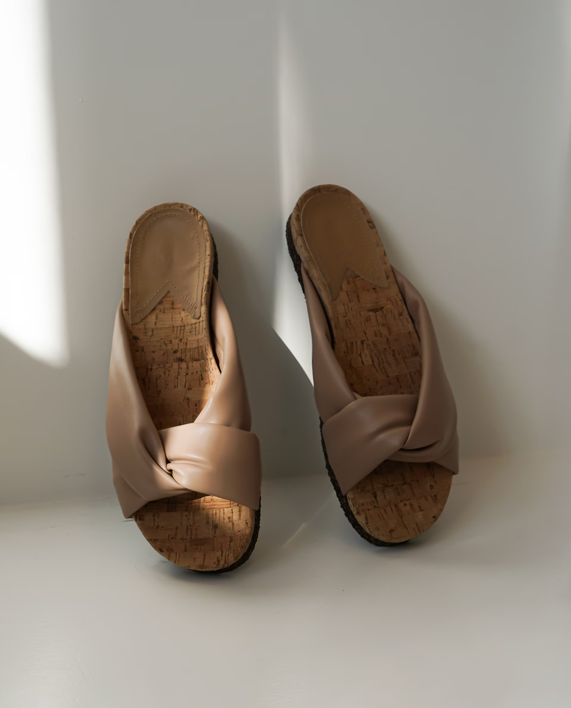 Lou Vegan Material | Flattered