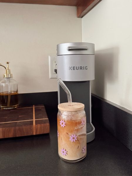 Keurig machine that makes iced coffee!! 


