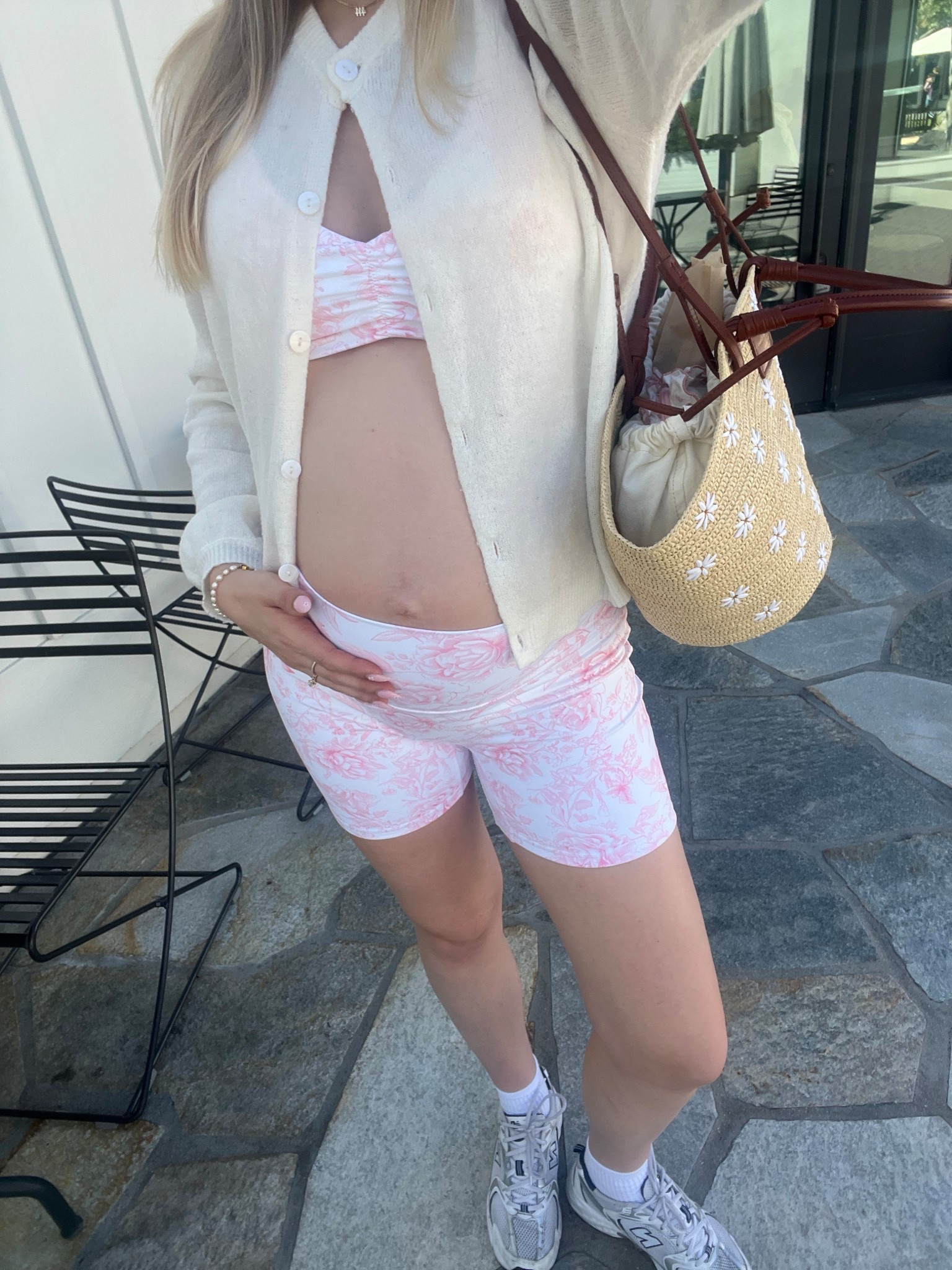 Spring workout set, bump friendly 🌸

#LTKootd #LTKmomlife #LTKSeasonal