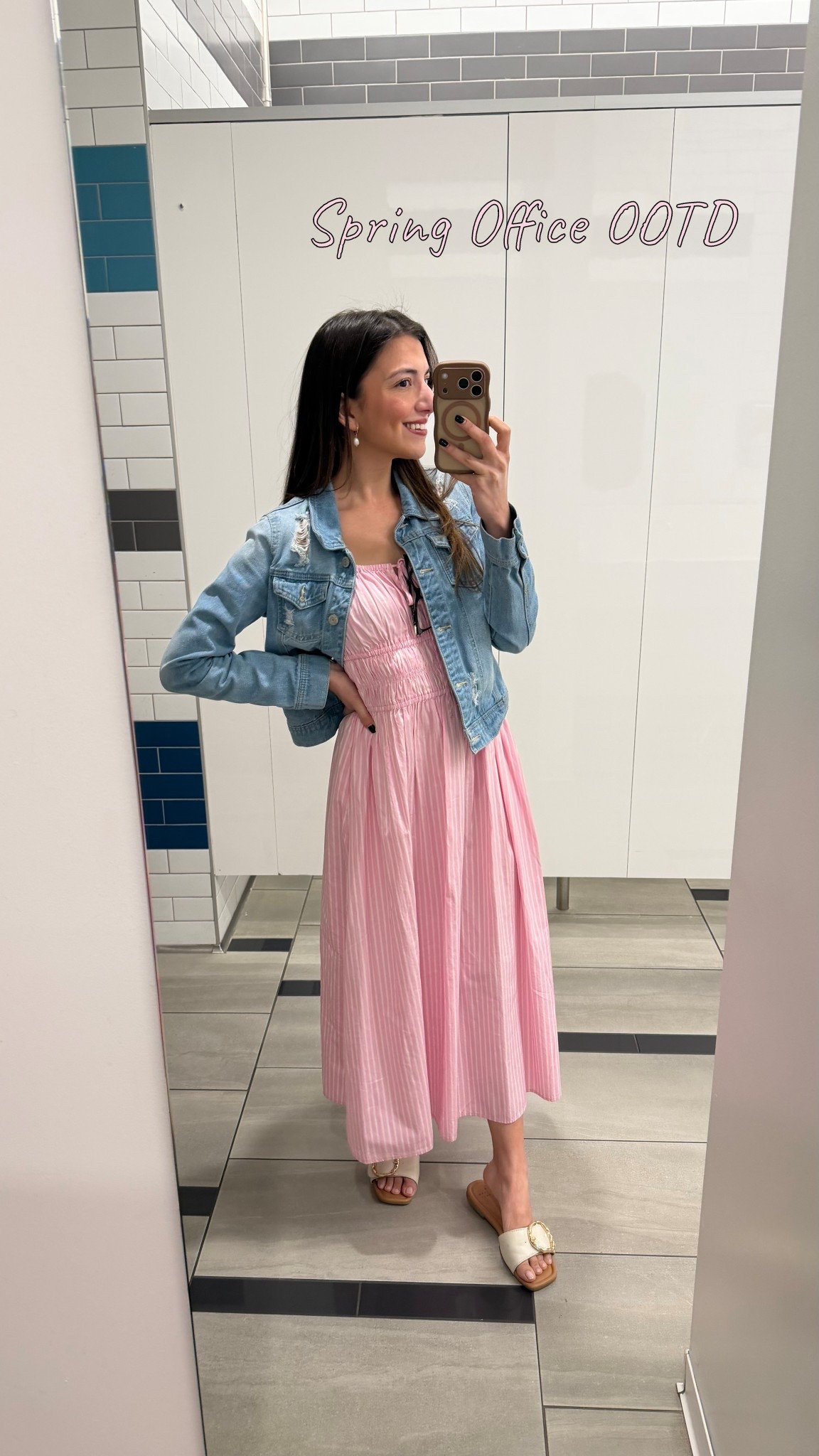 Love a midi dress moment for work when I’m feeling lazy but still want to look out together 🌸💓

#LTKdayinmylife #LTKWorkwear #LTKootd