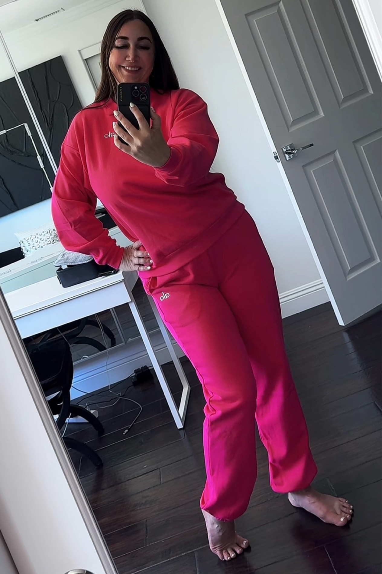 BEYOND OBSESSED! This color is the perfect pink! ♥️ 

Don’t wait it’s almost sold out! 

#alo

#LTKOver40 #LTKStyleTip #LTKFitness