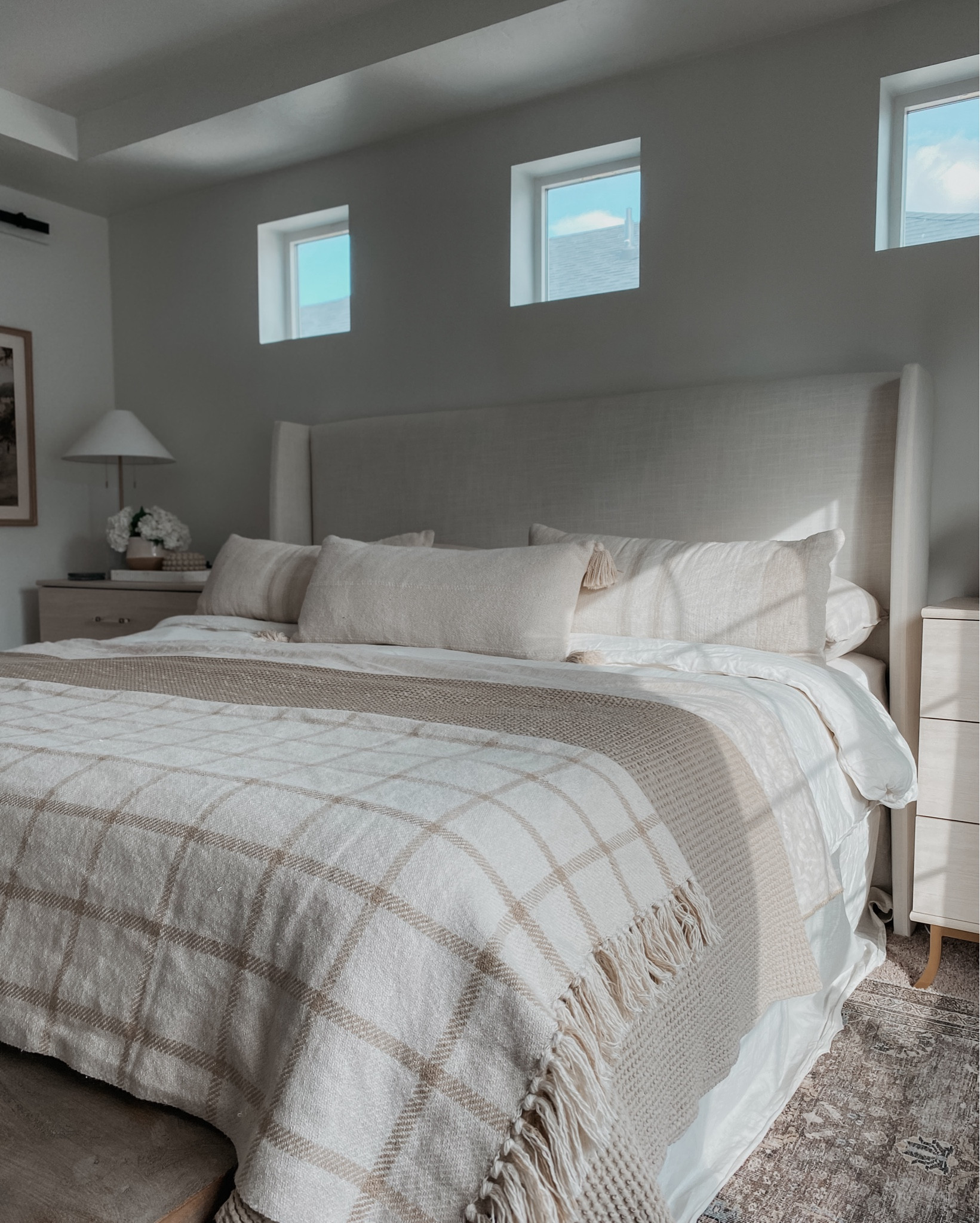 ✨Stay Layered✨





#home #bedding #neutral #bedframe #amazon #wayfair #rug #nightstand

#LTKHome #LTKStyleTip