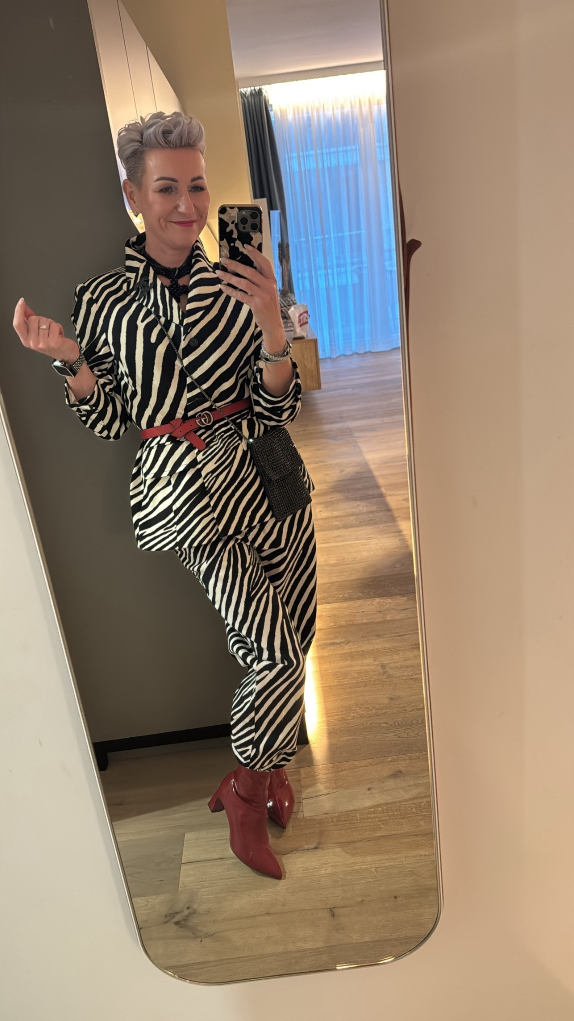 🦓Bold prints, confident energy. 🖤🤍
A zebra set instantly makes a statement — I styled it with red boots and a belt to add contrast and shape. Shop the look below. ✨

#LTKstyle
#StatementStyle
#Over50Style
#AnimalPrintFashion
#LTKFinds

#LTKshoes #LTKluxury #LTKdatenight