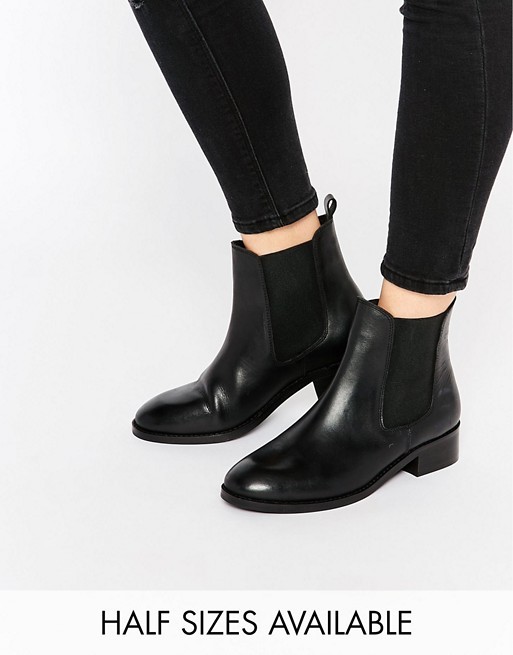 ASOS – ATTRIBUTE – Chelsea-Ankle Boots aus Leder | Asos DE