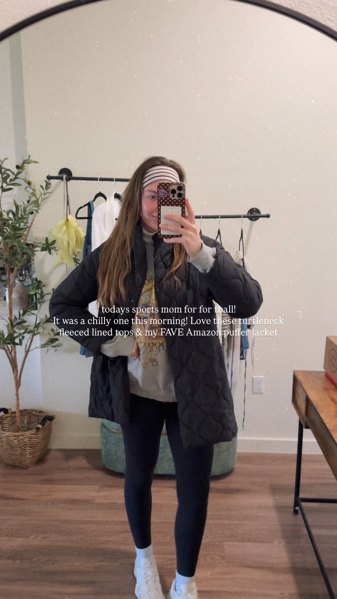 Sports mom ootd! It was chilly this morning so I through on my fave thermal tops & puffer jacket! Wearing a meodium in both 
