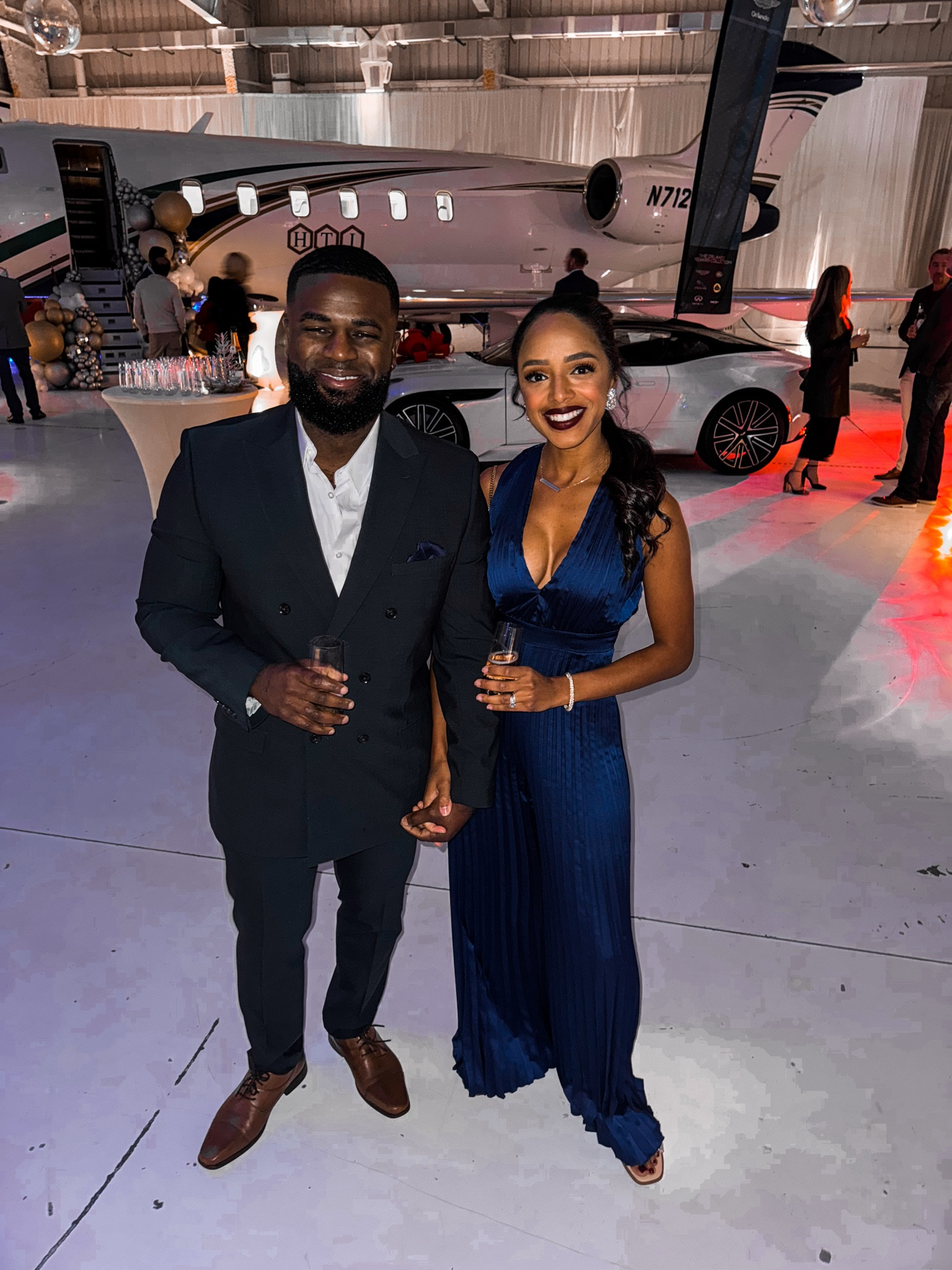 Wheels and Wings event 🏎️ 🛩️ 

Size reference: I’m 5’5ish, 122 lbs, and wear a size XS Regular in the jumpsuit. 

#LTKparties #LTKSeasonal