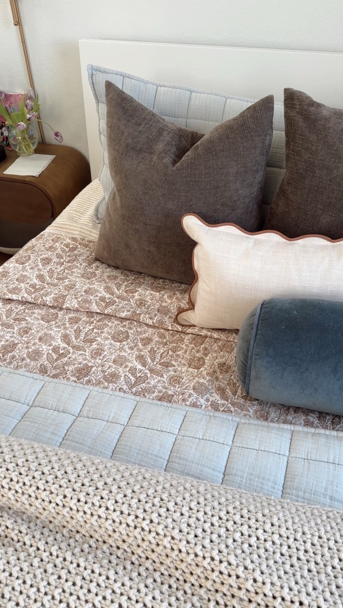 Bedding refresh, primary bedroom, scalloped pillow 

#LTKFindsUnder50 #LTKHome #LTKStyleTip