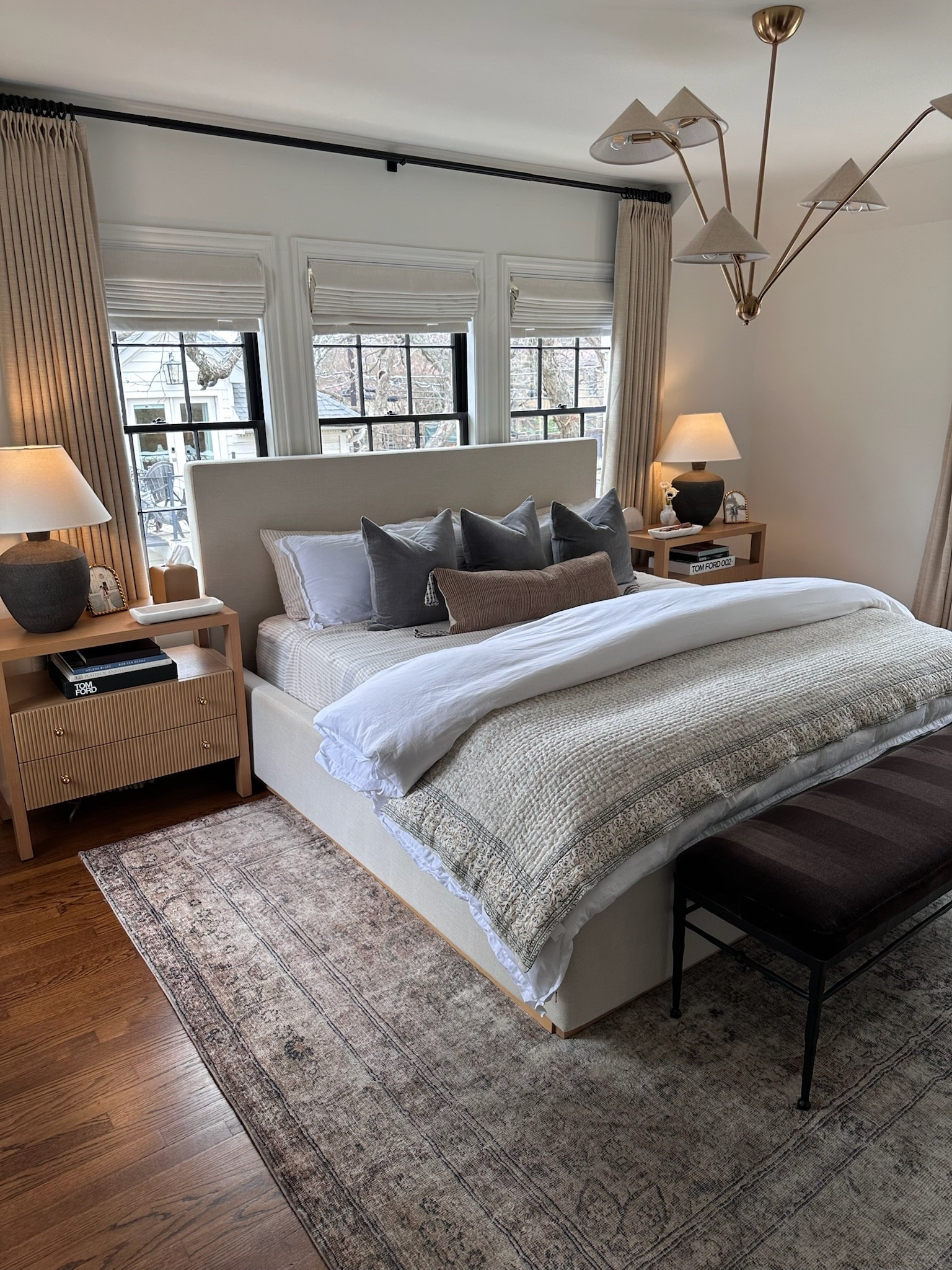 New bedding & I love these sheets so much I got them in gingham too 😍