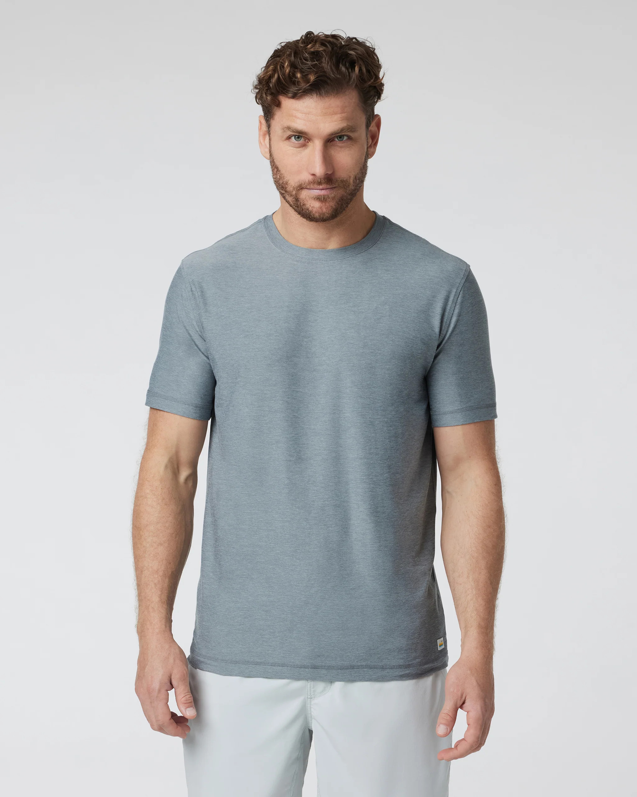 Strato Tech Tee | Dusty Blue Heather Workout Shirt | Vuori | Vuori Clothing (US & Canada)