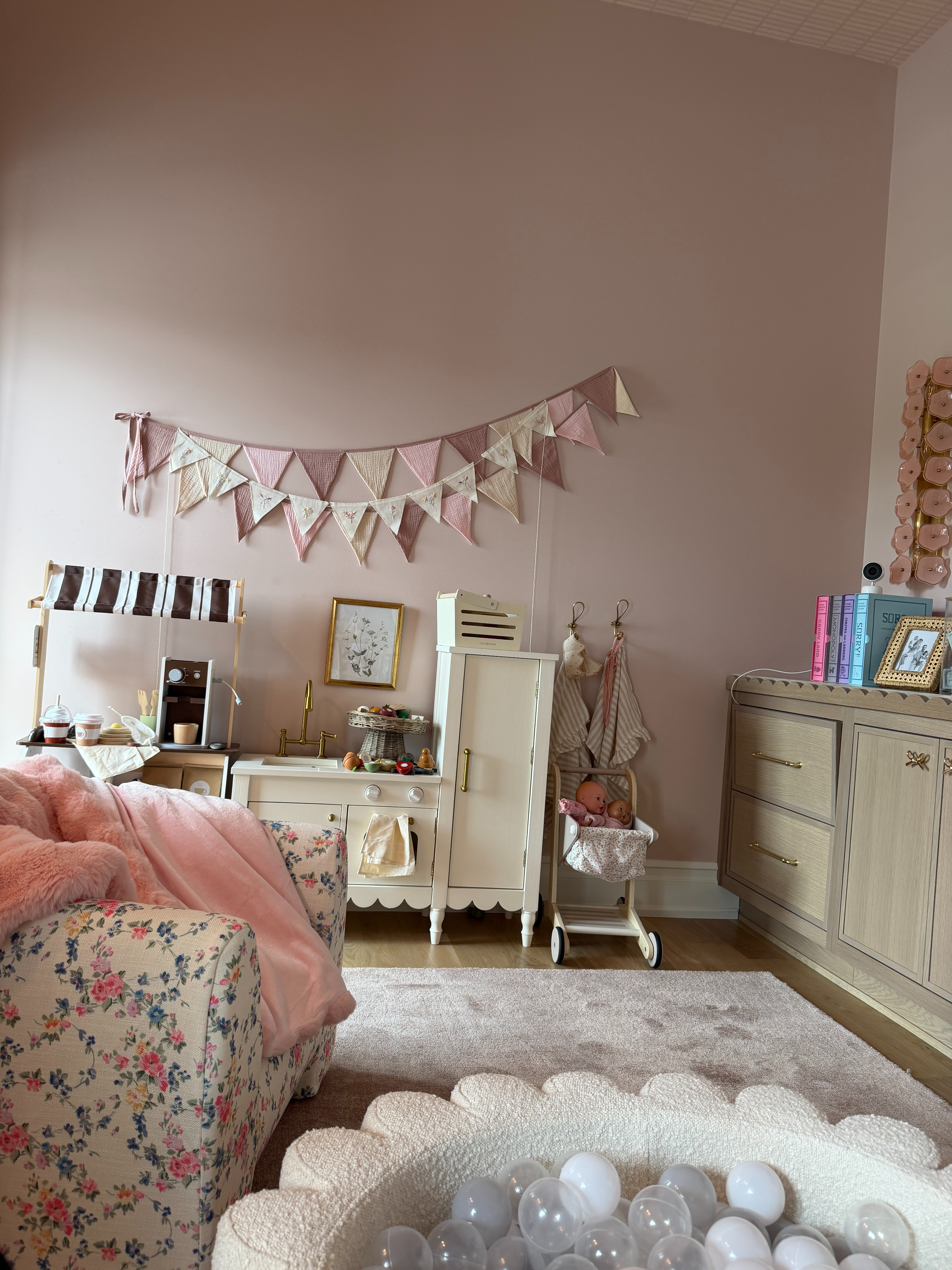 The girls new playroom is so sweet!

playroom, toddler playroom, girls playroom 

 #LTKHome #LTKKids