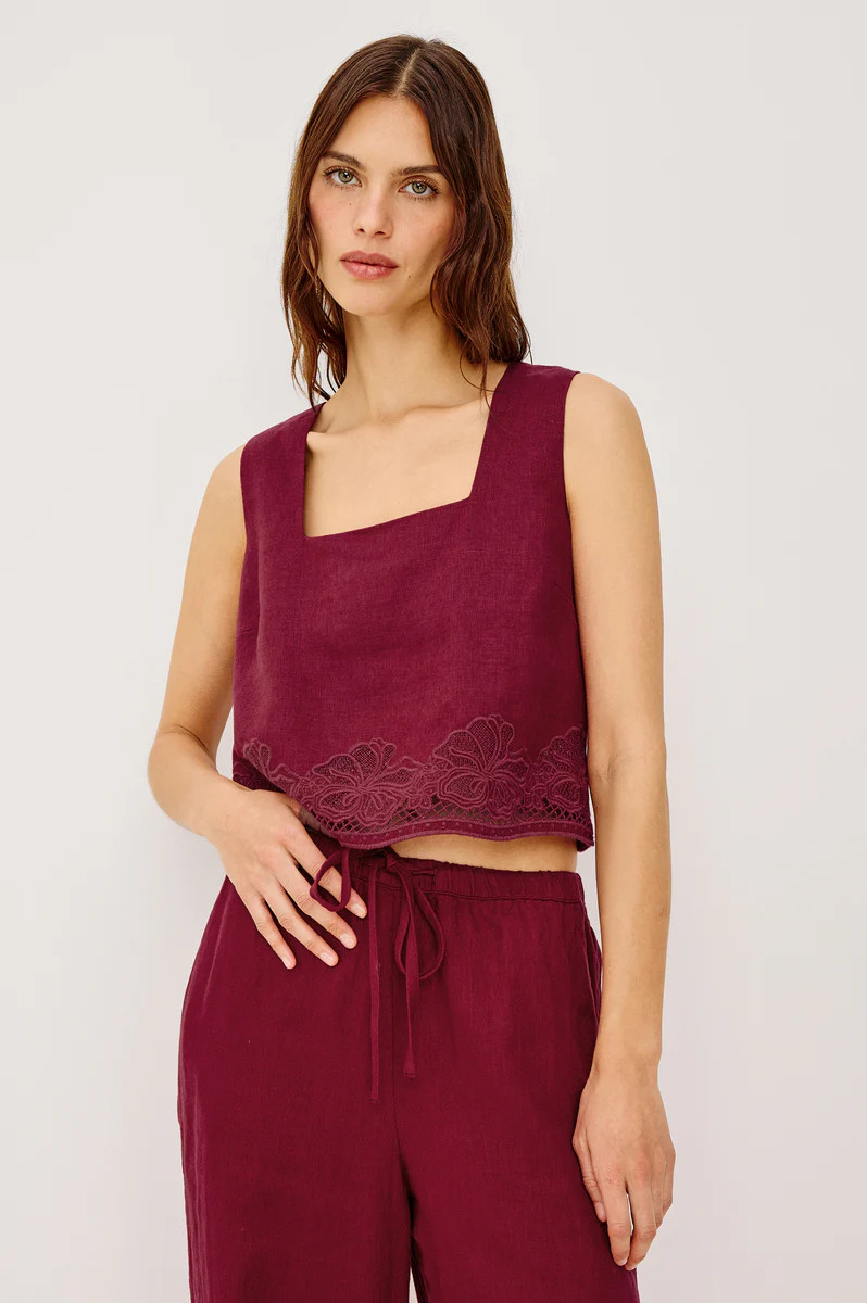 AKIRA TOP - BERRY HIBISCUS EMBROIDERY | Rails